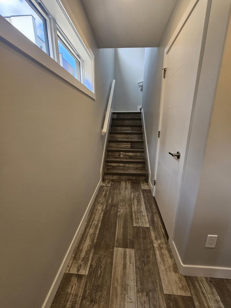 8069-8073 Cedric Mah Rd, Edmonton, Alberta