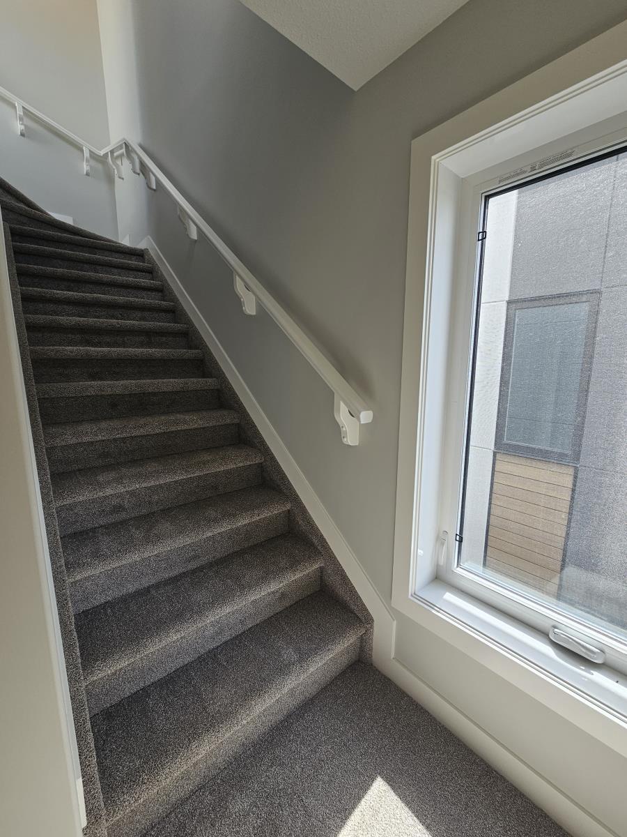 8069-8073 Cedric Mah Rd, Edmonton, Alberta