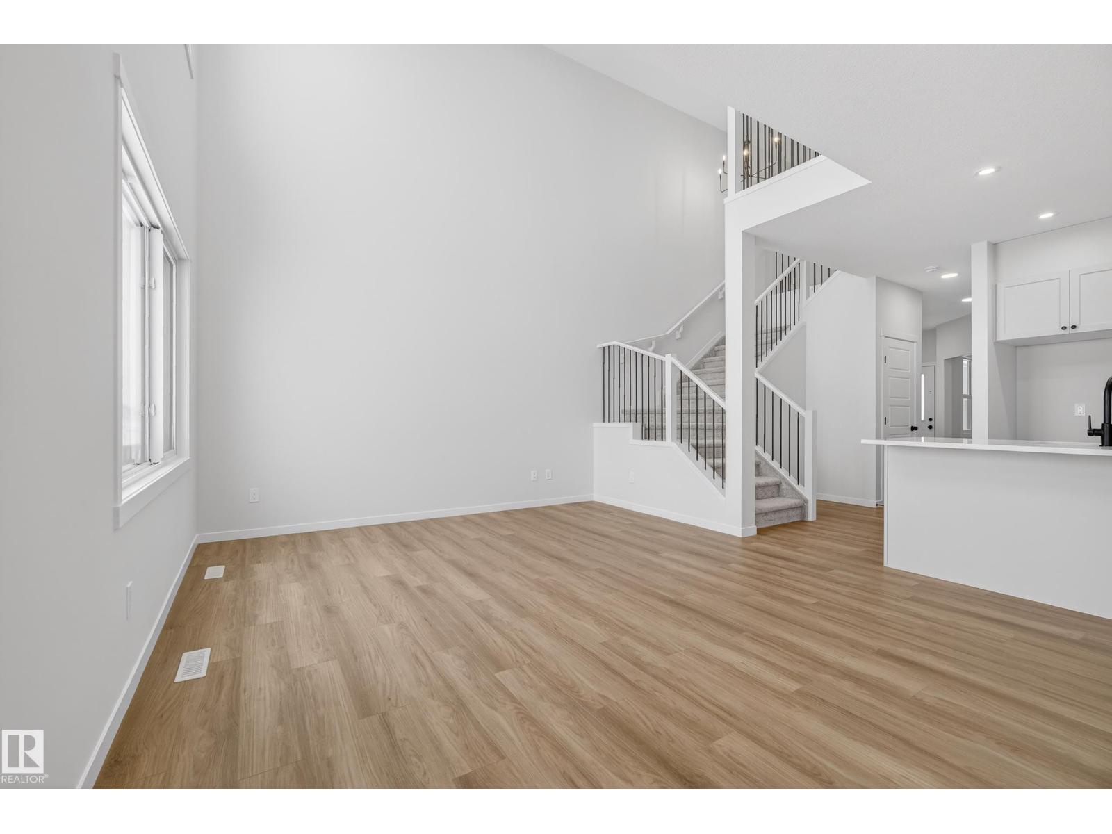 7115 177 Av Nw, Edmonton, Alberta