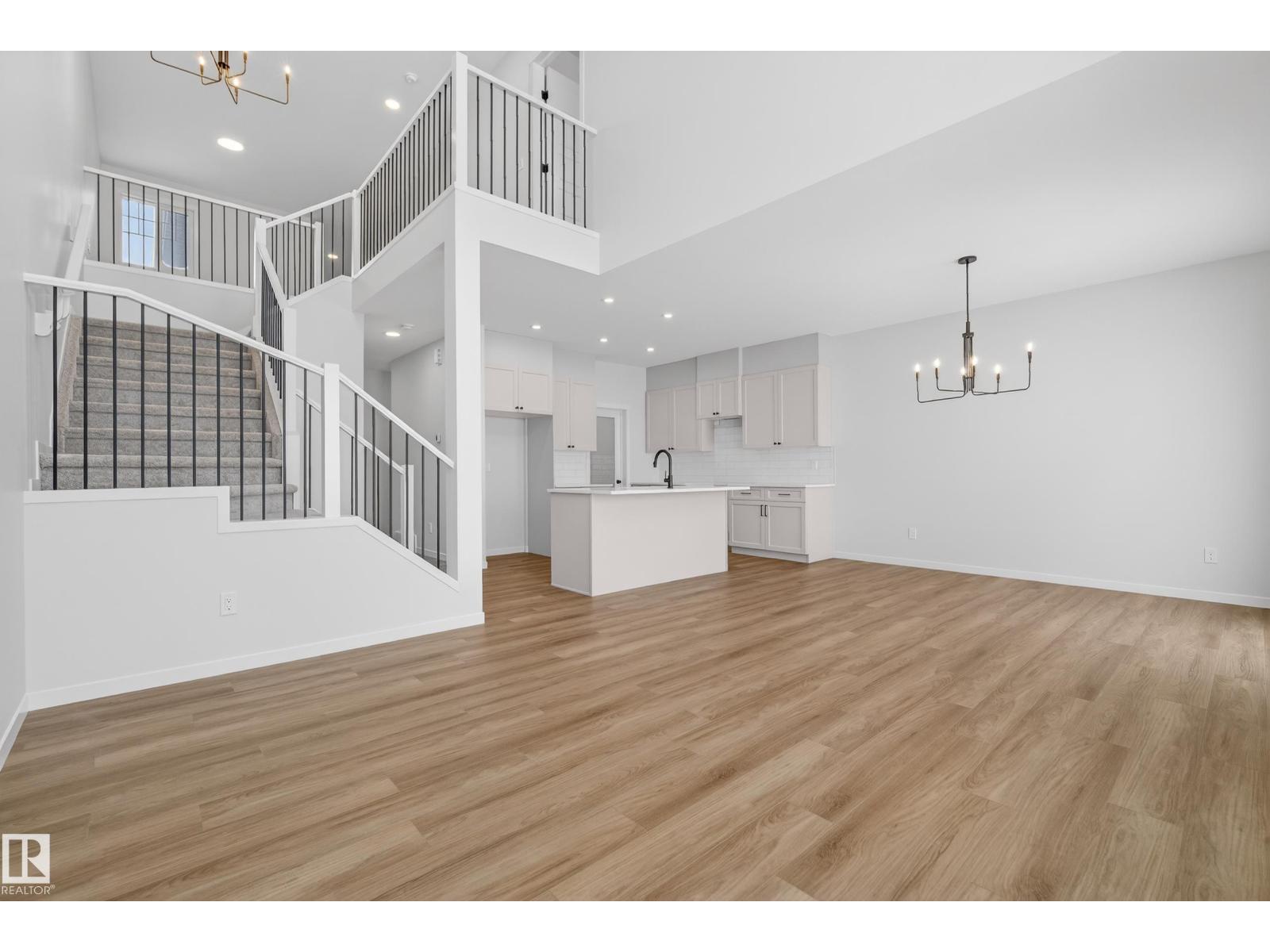 7115 177 Av Nw, Edmonton, Alberta