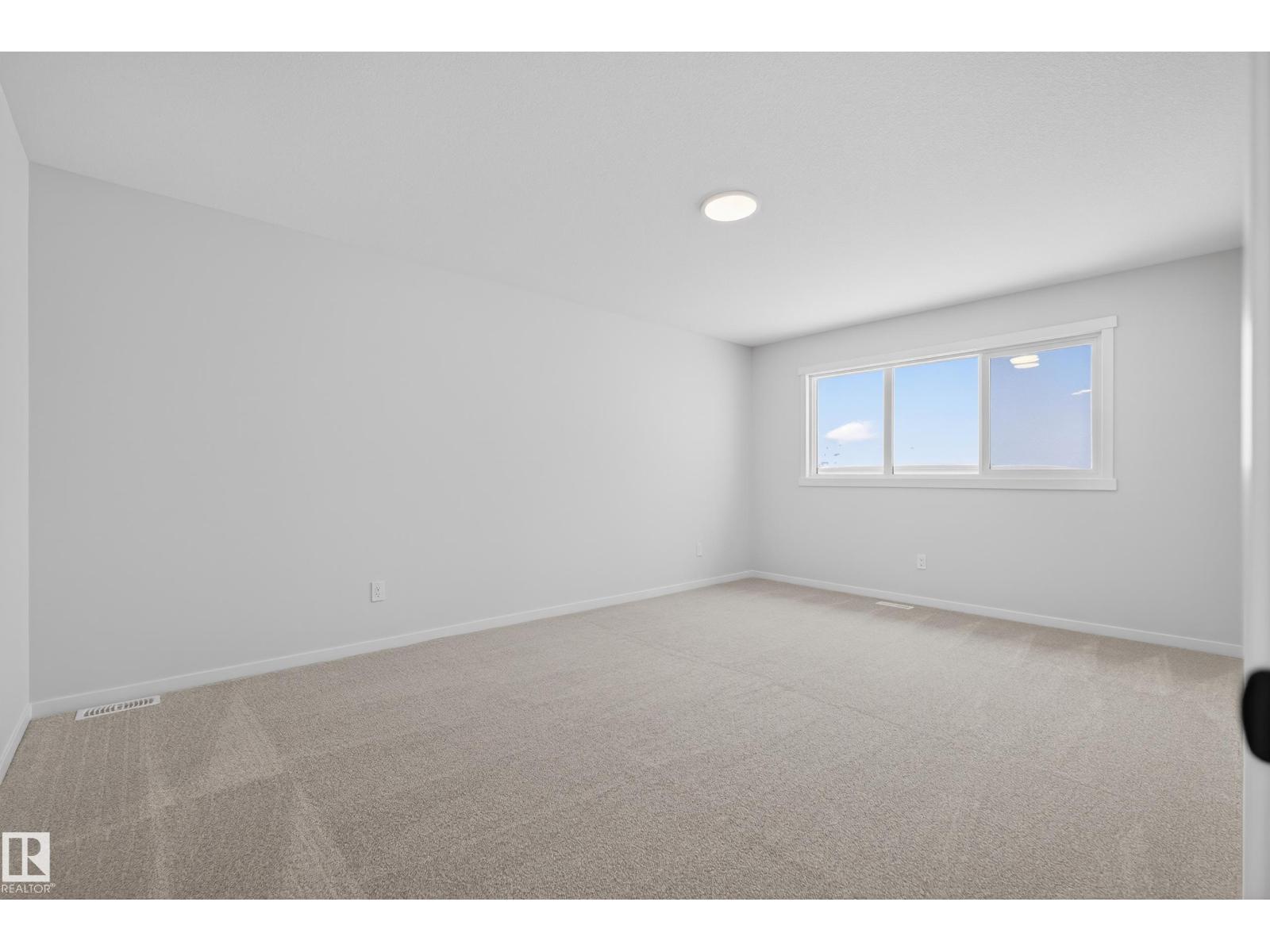 7115 177 Av Nw, Edmonton, Alberta