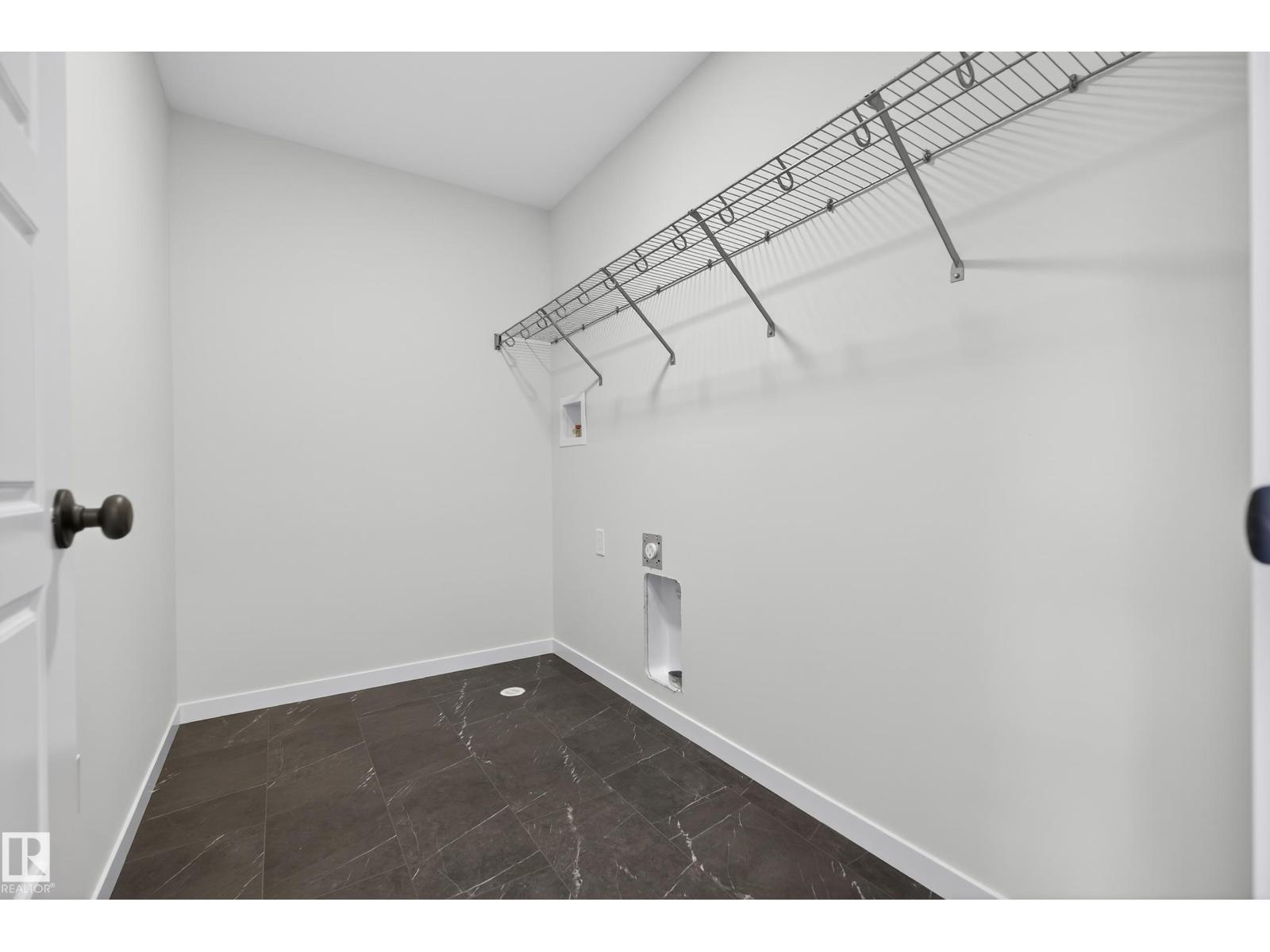 7115 177 Av Nw, Edmonton, Alberta