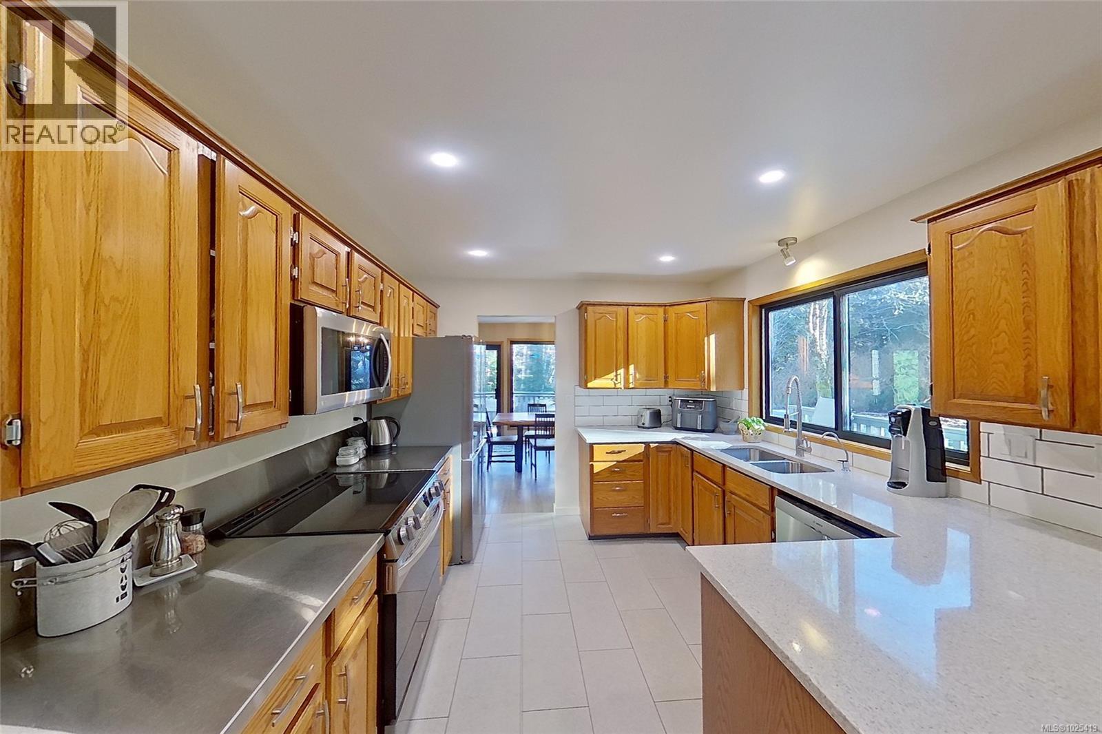 980 Nicholson Rd, Hyde Creek, British Columbia