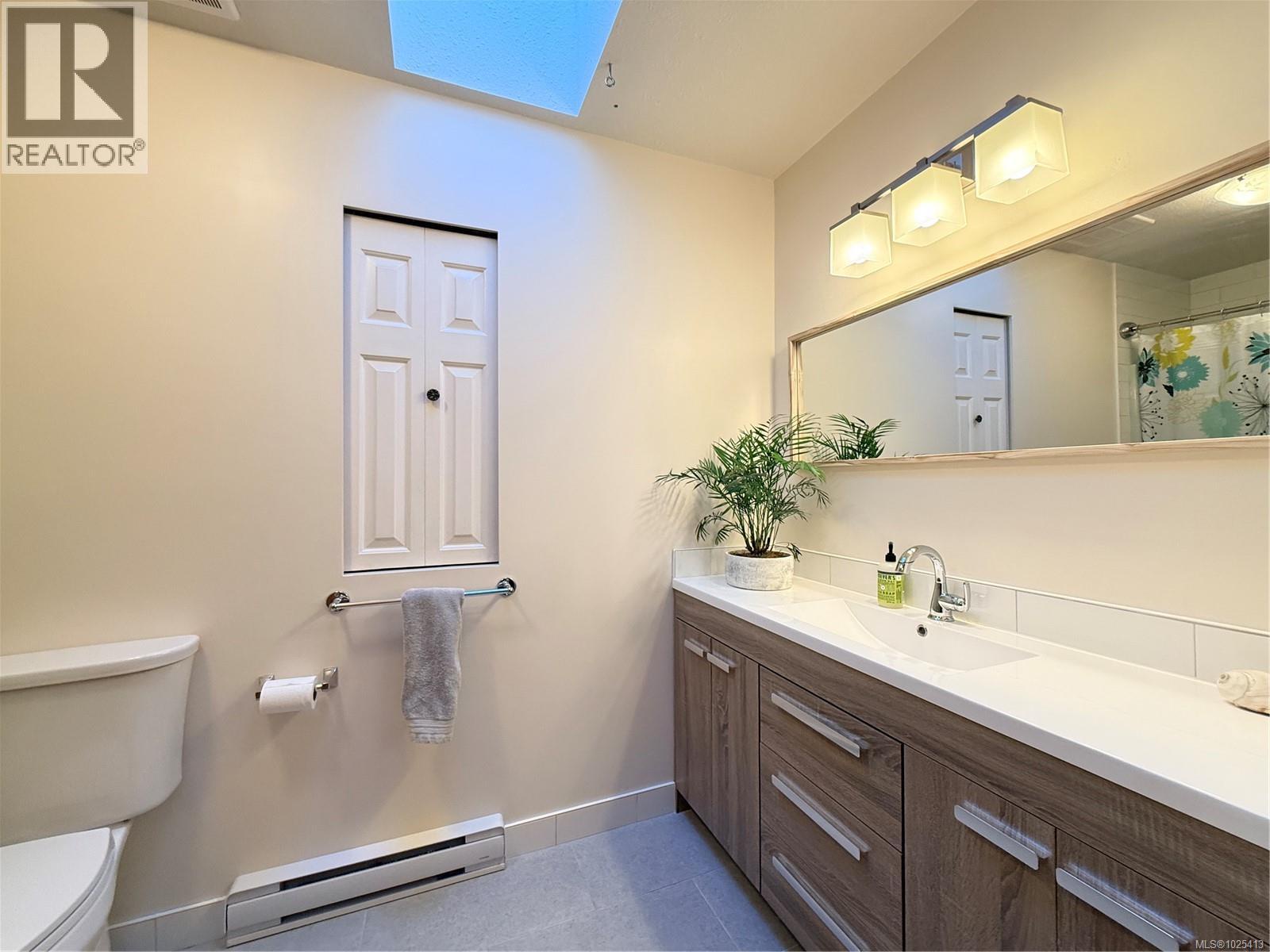 980 Nicholson Rd, Hyde Creek, British Columbia