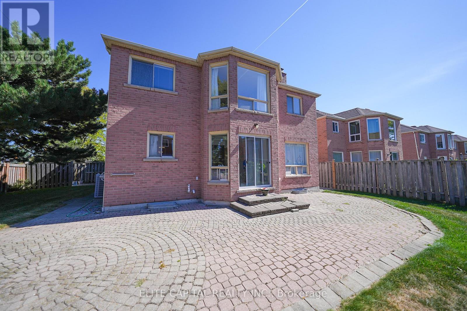 36 Ashcott Street, Toronto (milliken), Ontario