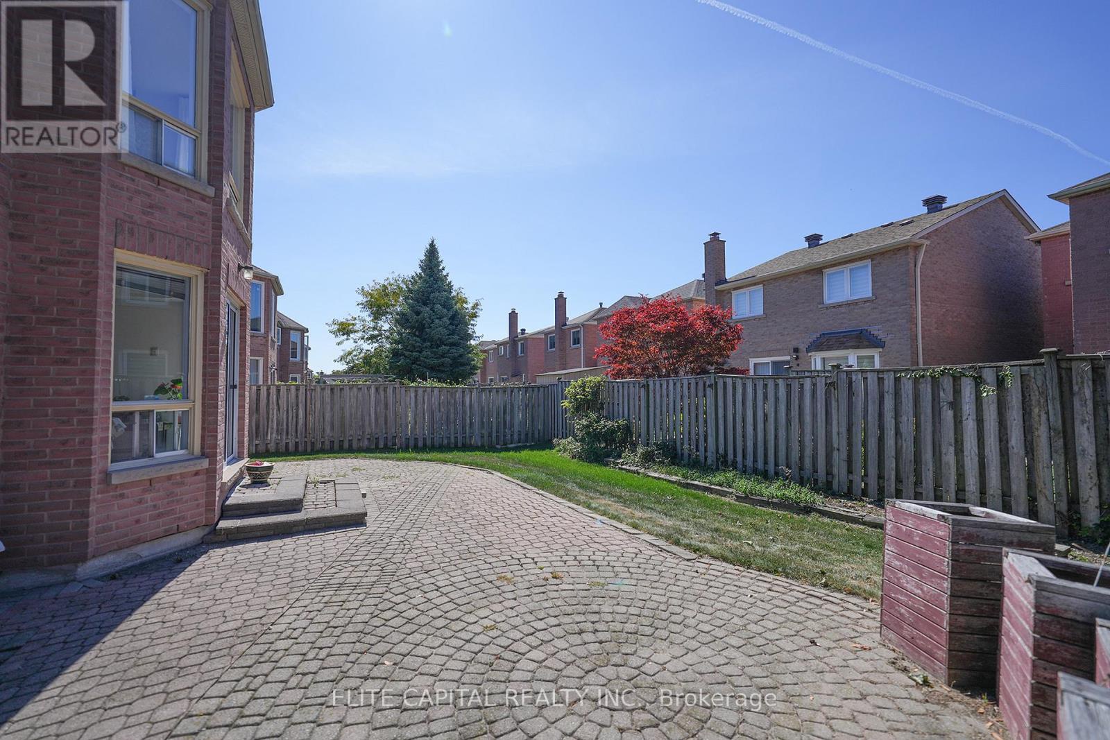 36 Ashcott Street, Toronto (milliken), Ontario