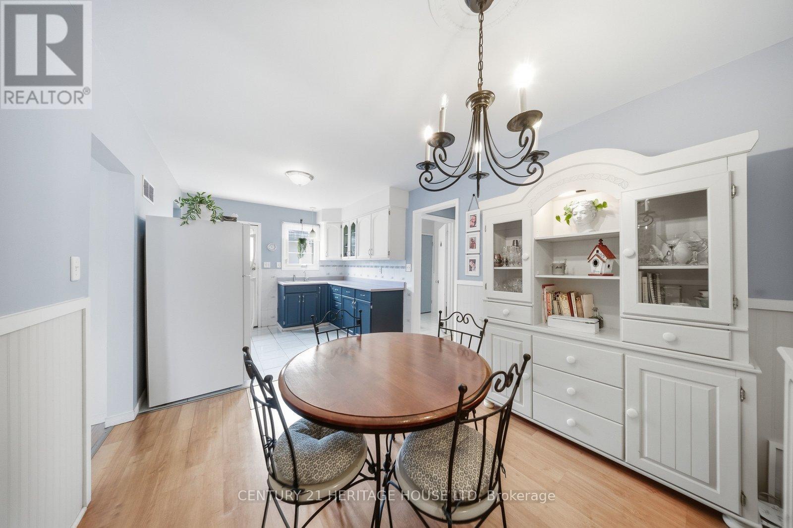 44 Curtis Street, Brantford, Ontario