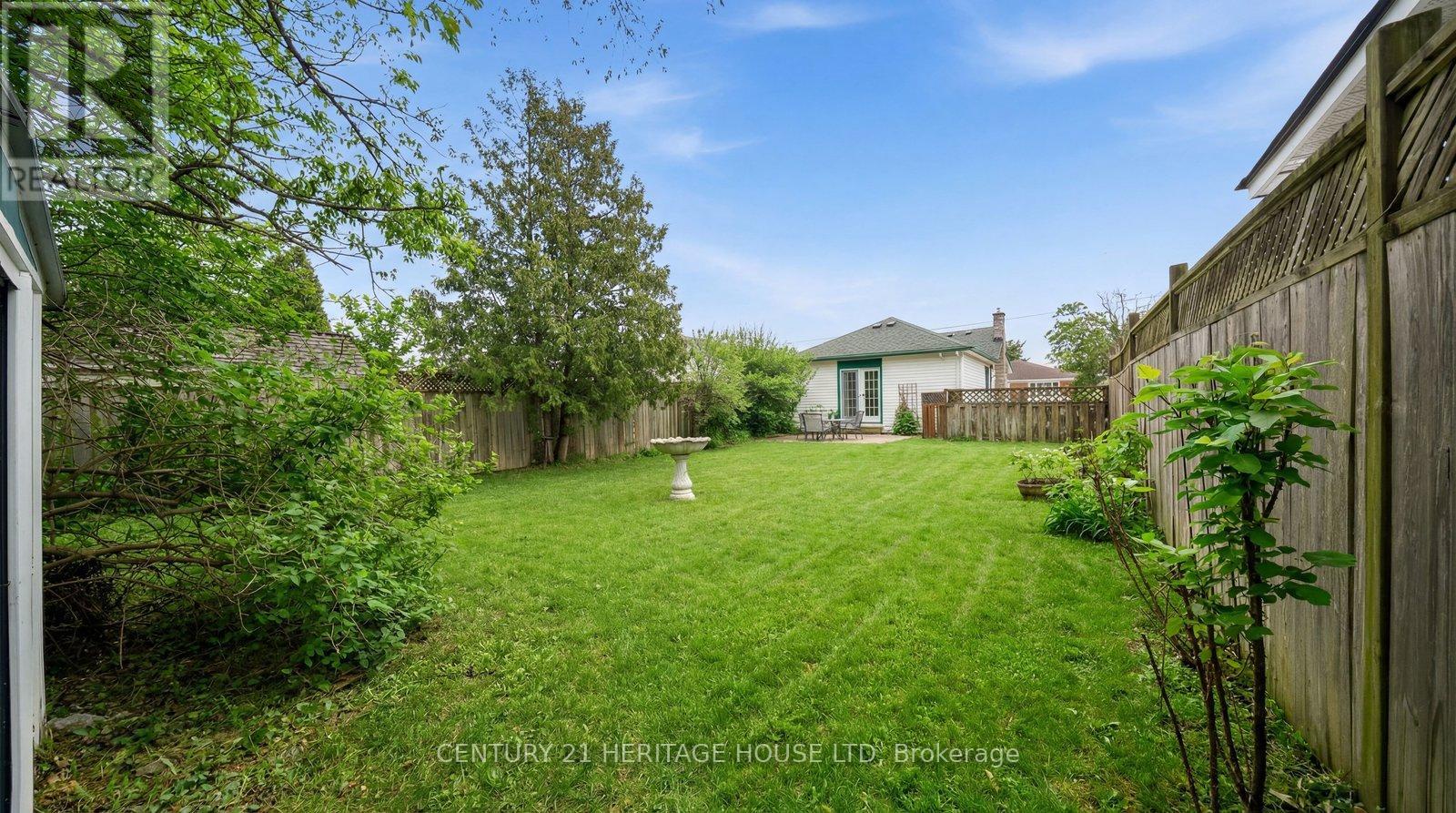 44 Curtis Street, Brantford, Ontario