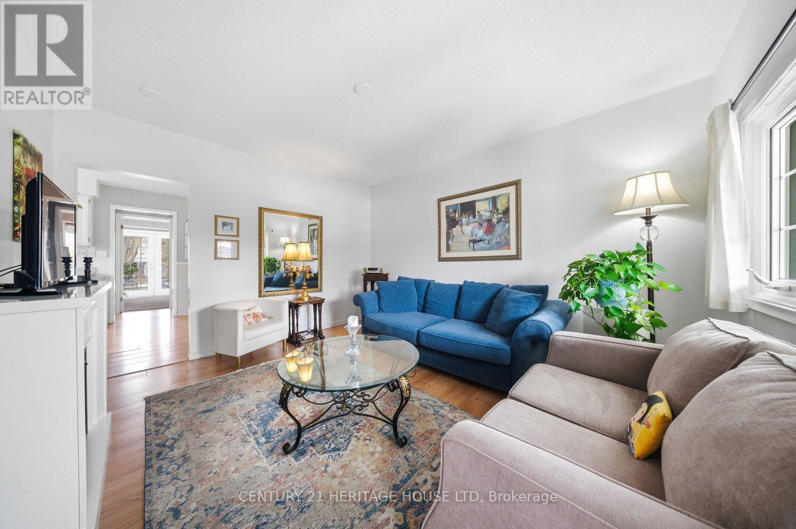 44 Curtis Street, Brantford, Ontario