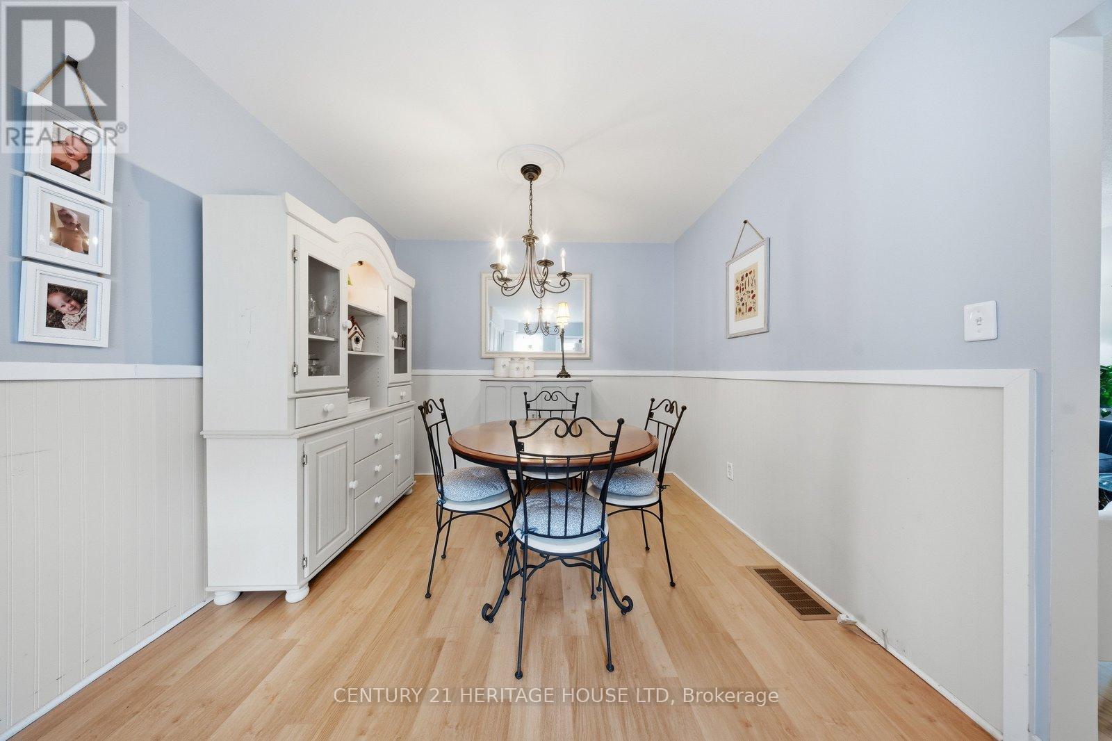 44 Curtis Street, Brantford, Ontario