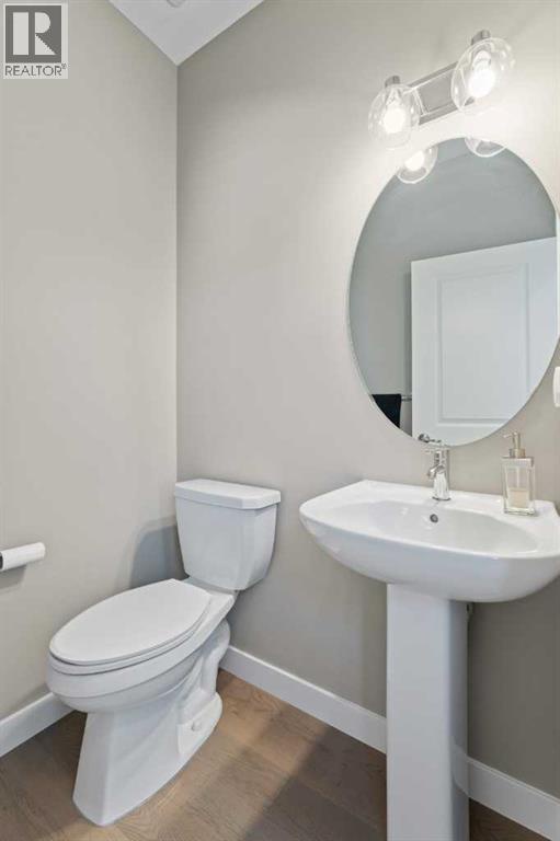 332 Lawthorn Way Se, Airdrie, Alberta