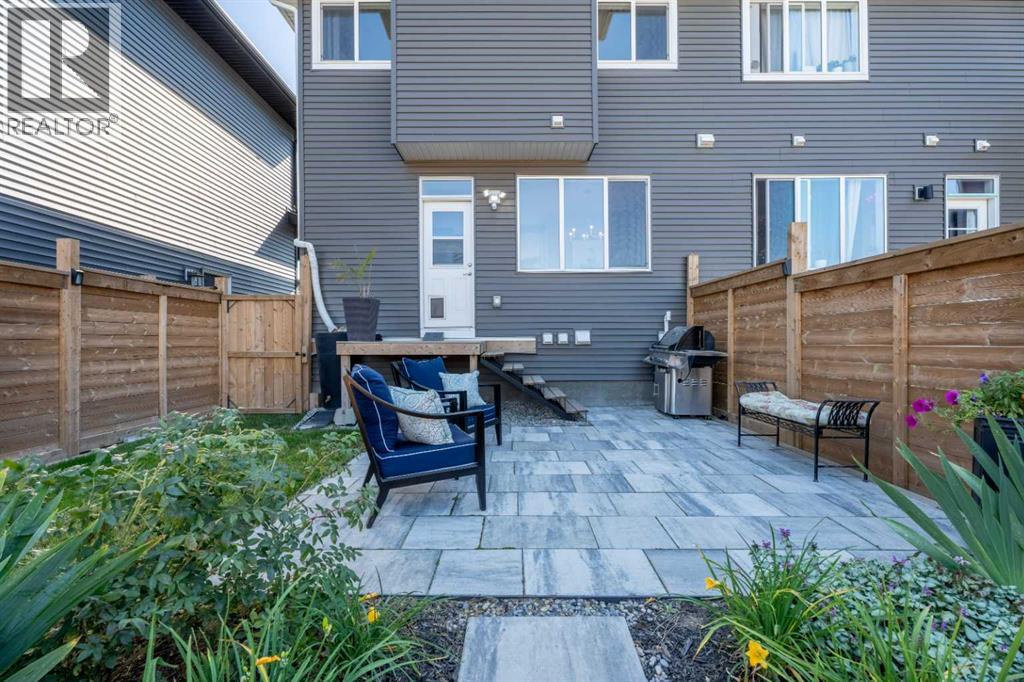 332 Lawthorn Way Se, Airdrie, Alberta