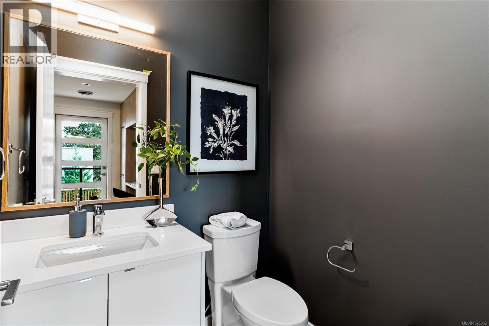 17 4253 Dieppe Rd, Saanich, British Columbia