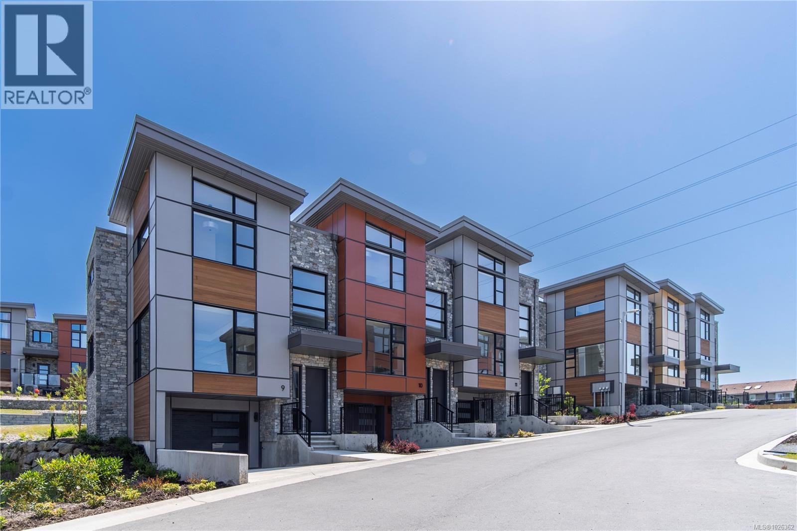 17 4253 Dieppe Rd, Saanich, British Columbia