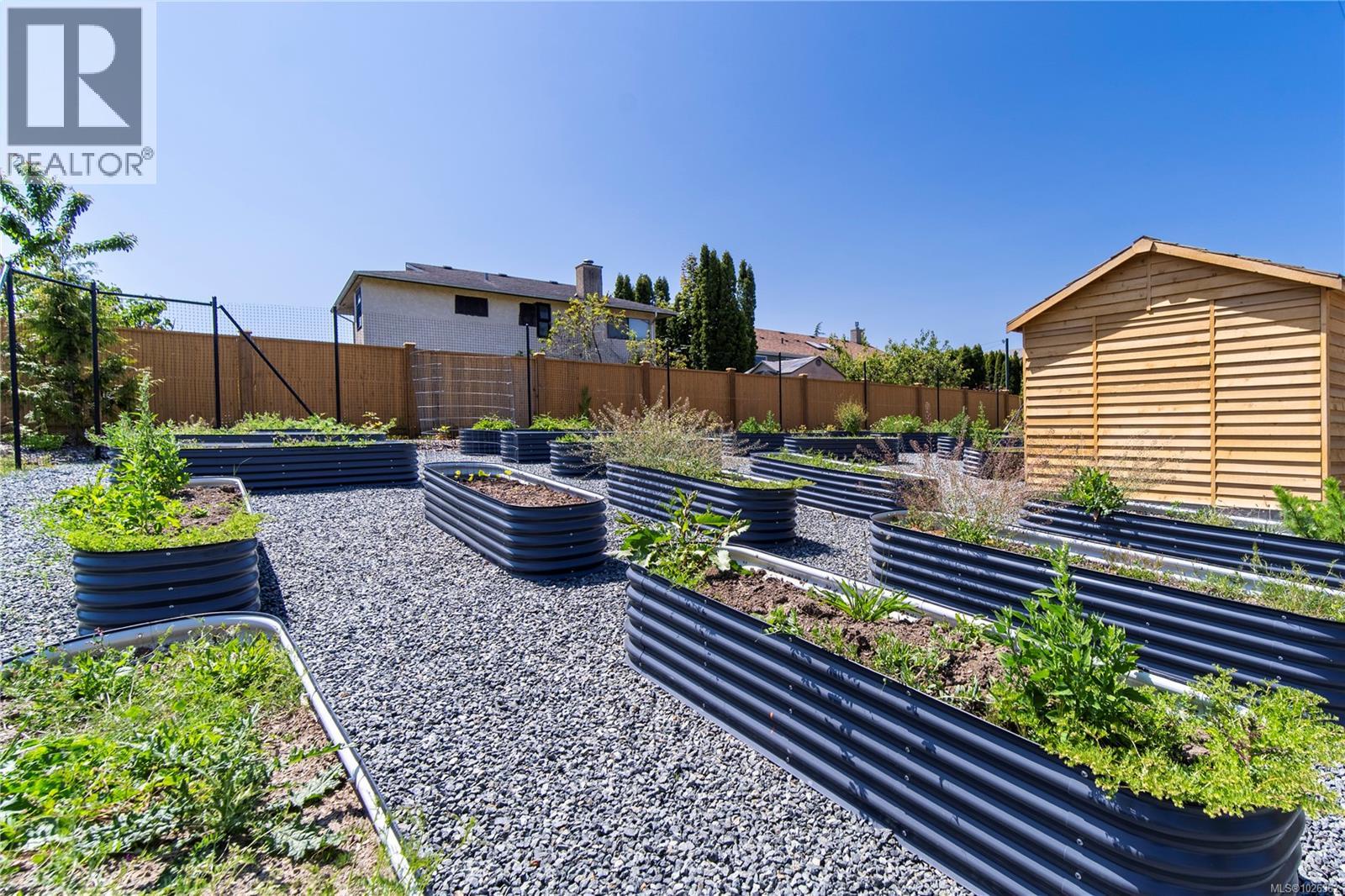 17 4253 Dieppe Rd, Saanich, British Columbia