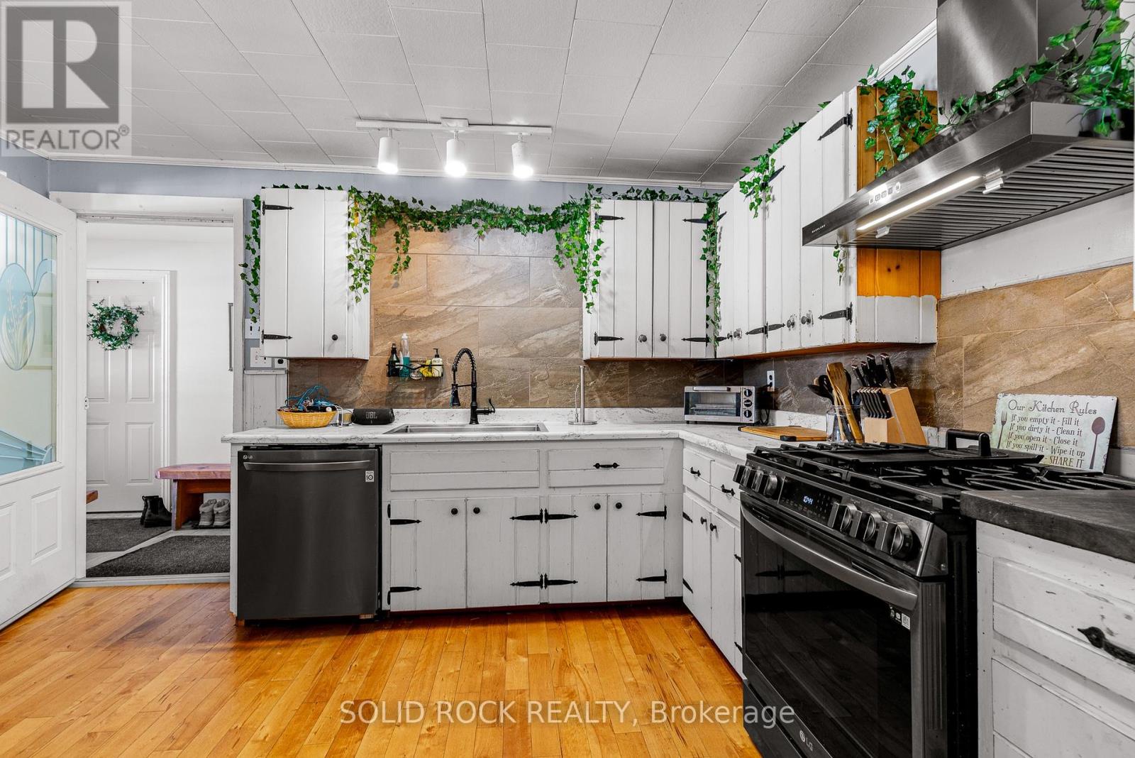 317 County Road 16 Road, Elizabethtown-kitley, Ontario