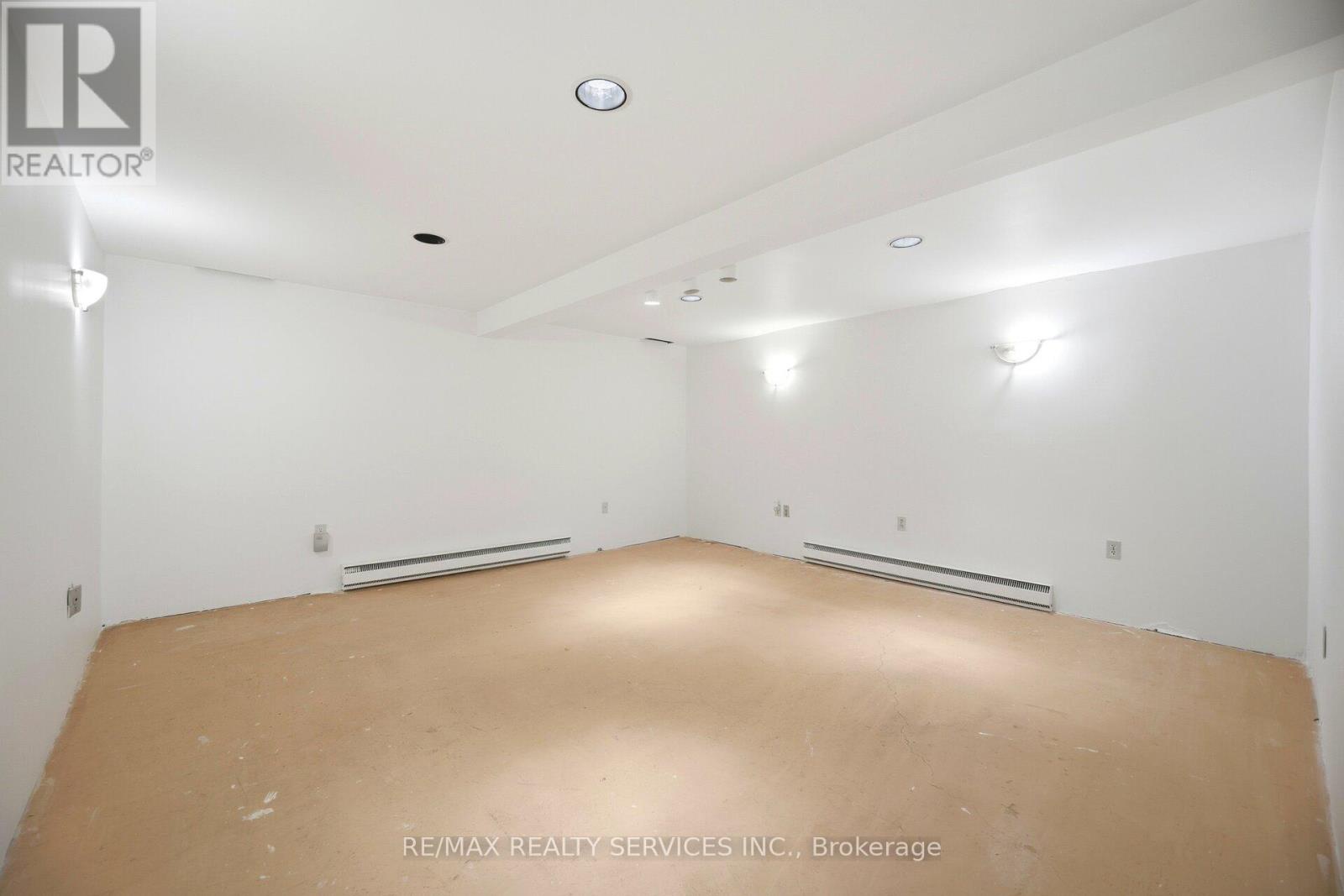 4 Huntington Court, Brampton (central Park), Ontario