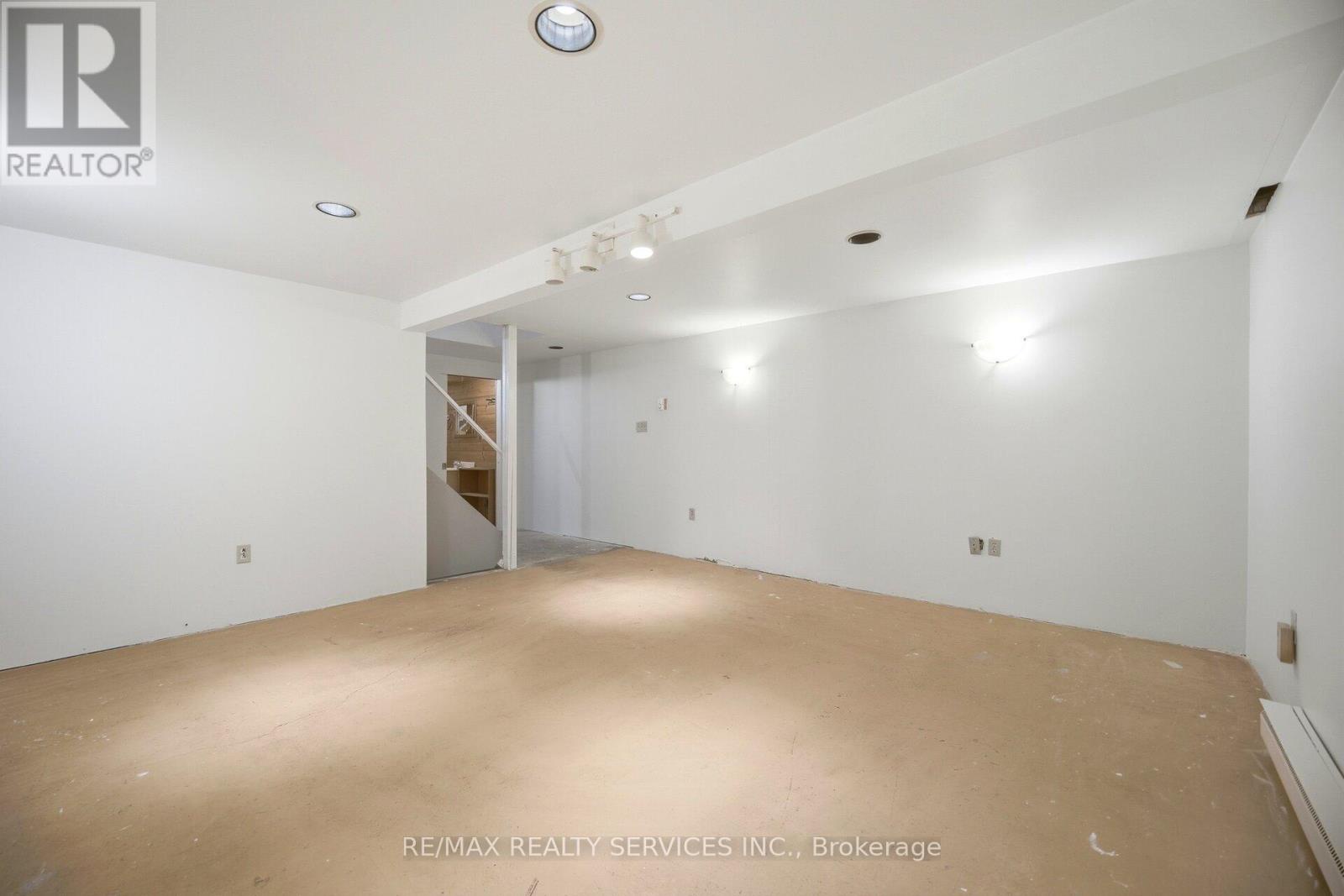 4 Huntington Court, Brampton (central Park), Ontario