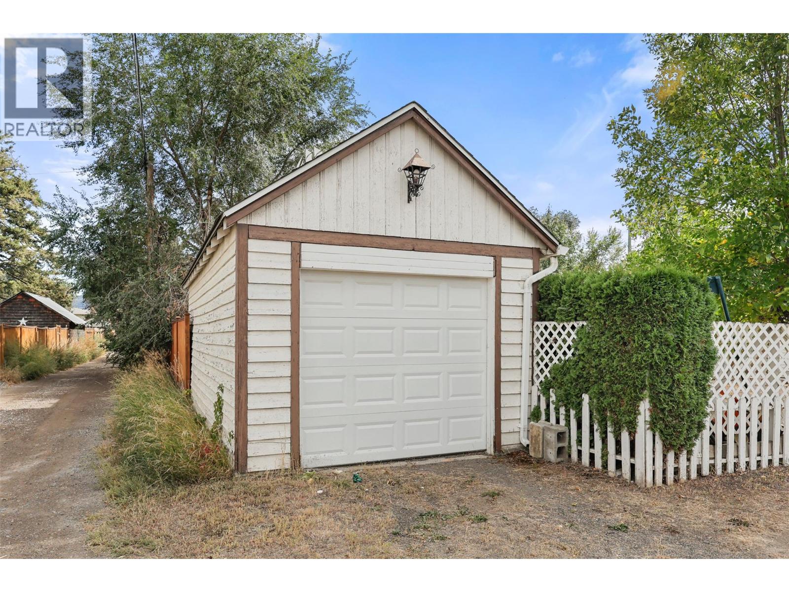 376 Alexander Avenue, Kamloops, British Columbia