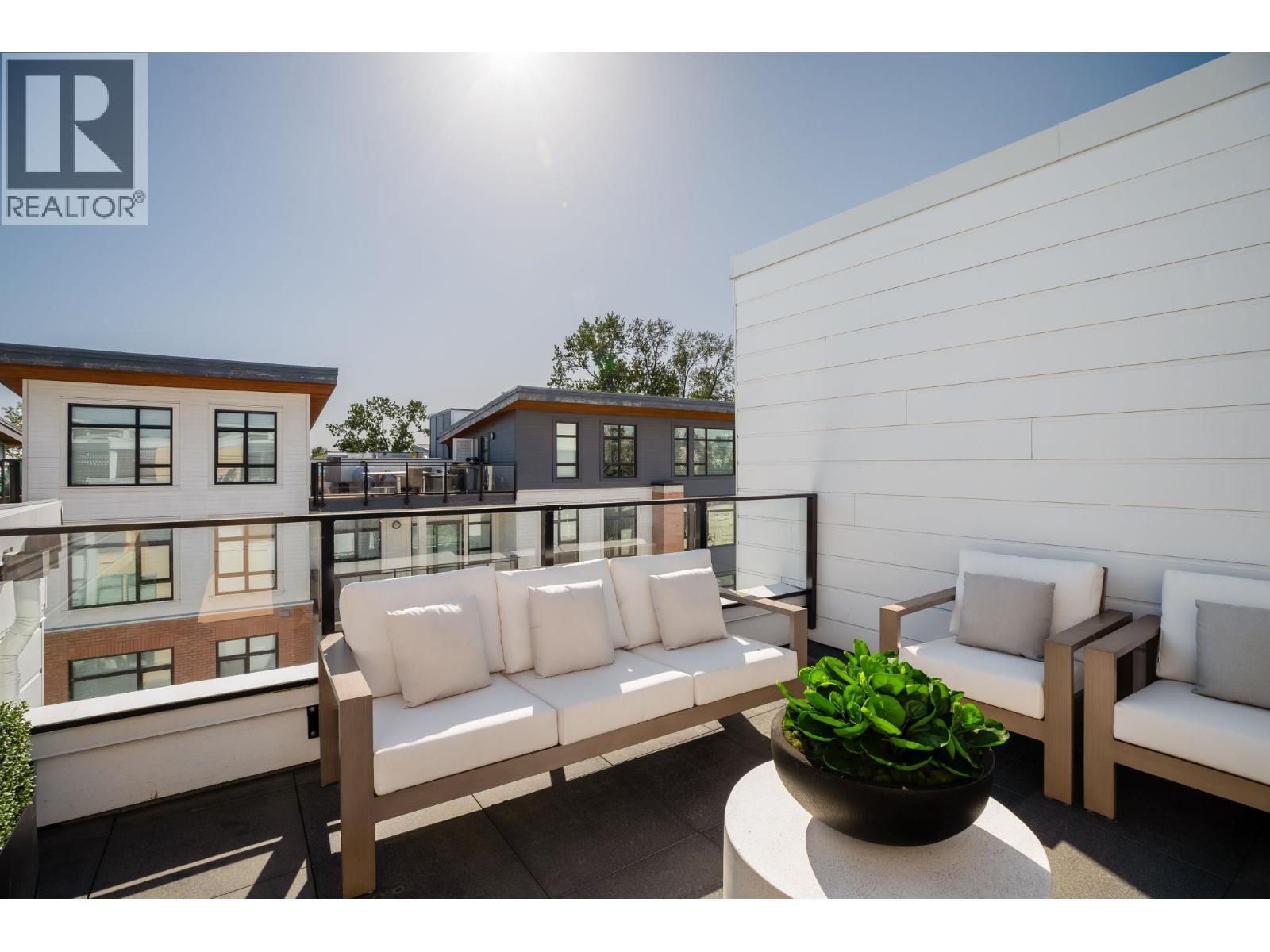 414 310 Salter Street, New Westminster, British Columbia