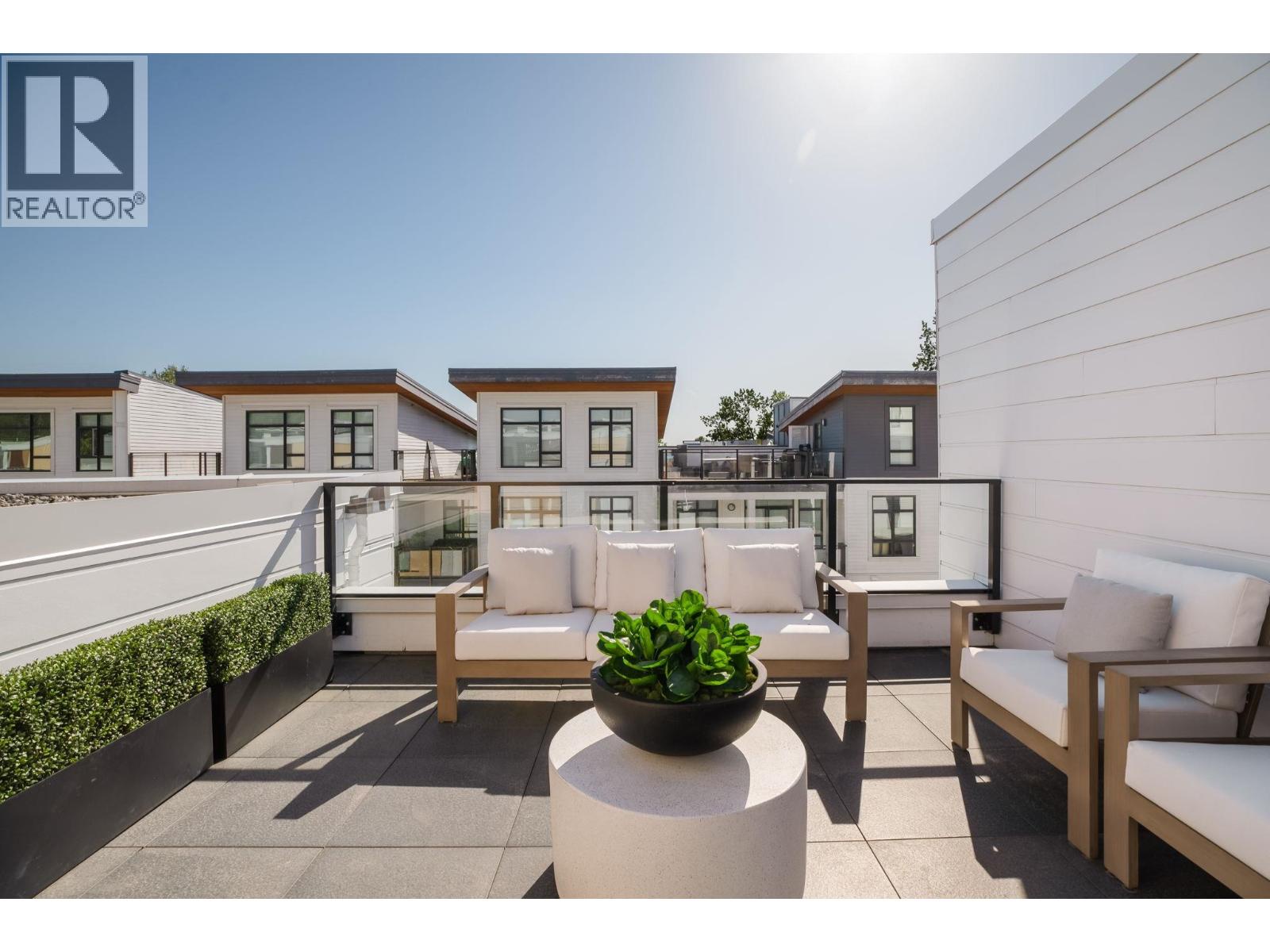 414 310 Salter Street, New Westminster, British Columbia