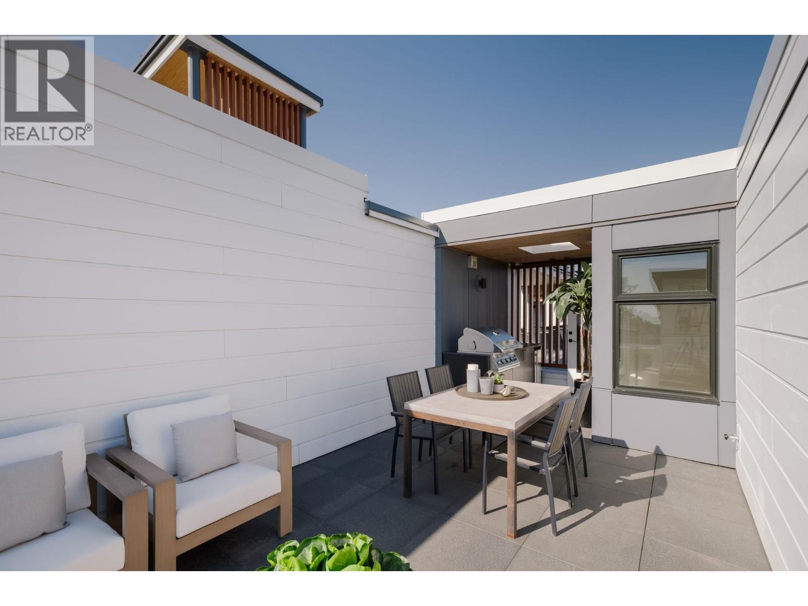 414 310 Salter Street, New Westminster, British Columbia