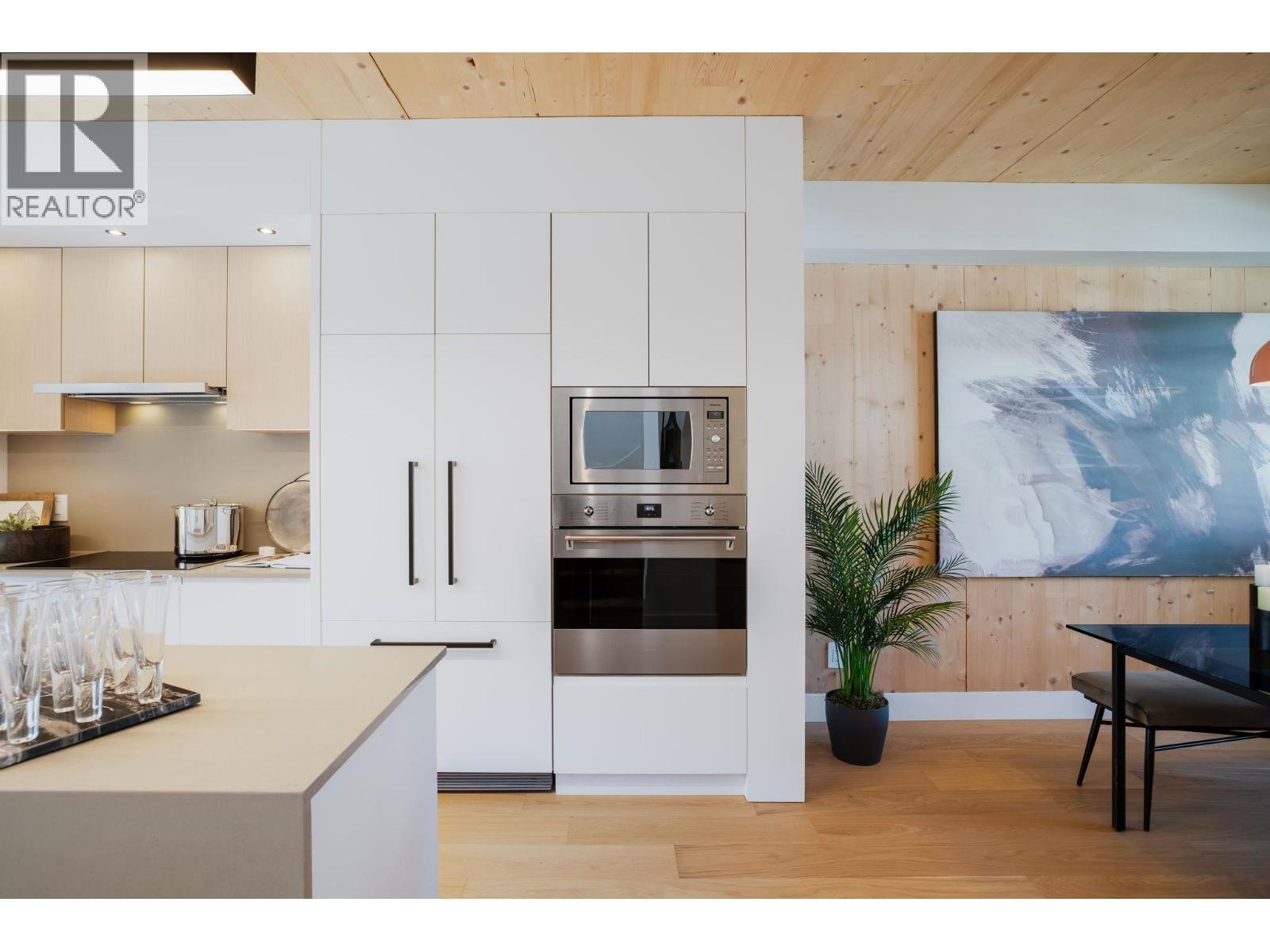 414 310 Salter Street, New Westminster, British Columbia