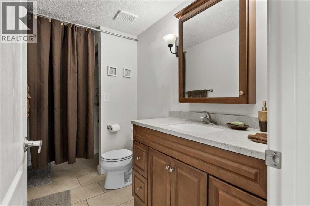 159 Rosewood Drive Sw, Rural Rocky View County, Alberta