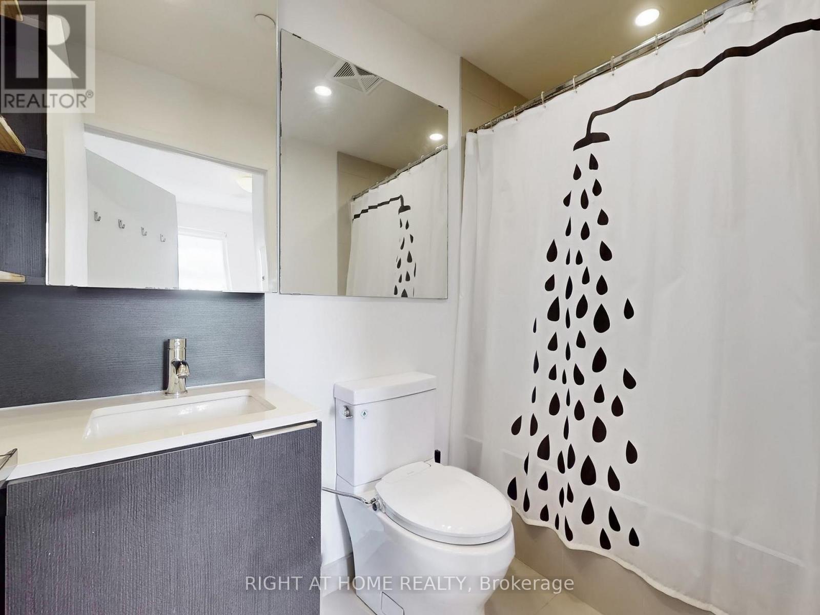 1407 - 55 Regent Park Boulevard, Toronto (regent Park), Ontario