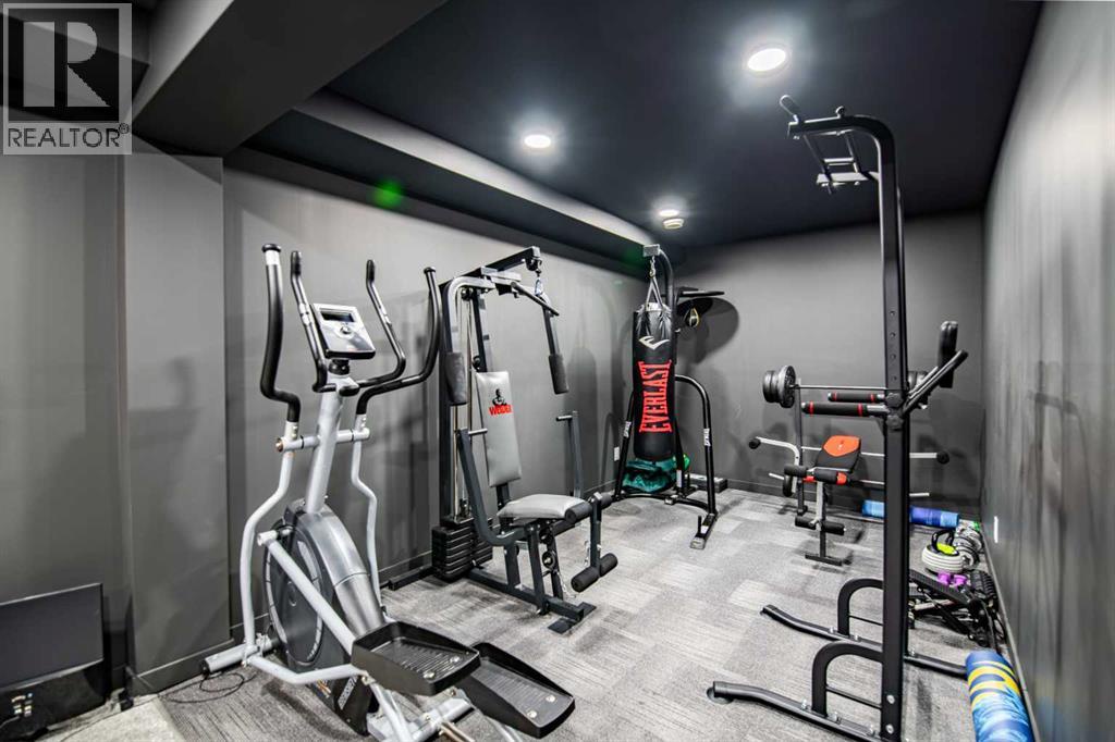 93 Memorial Parkway, Rural Red Deer County, Alberta