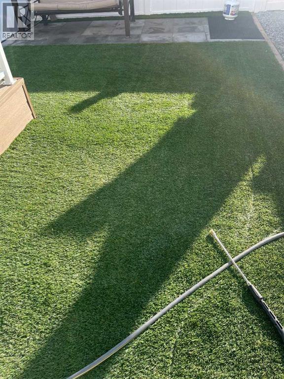 93 Memorial Parkway, Rural Red Deer County, Alberta