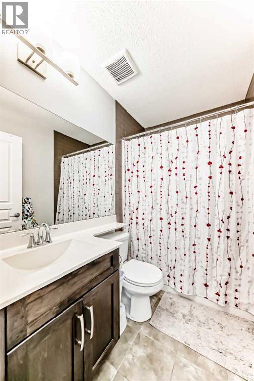 237 Ravensmoor Link Se, Airdrie, Alberta