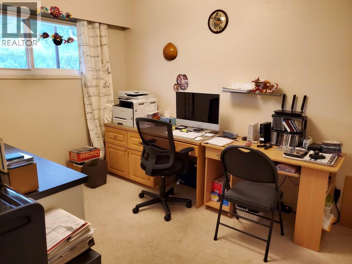 868 North Kimberley Avenue, Greenwood, British Columbia