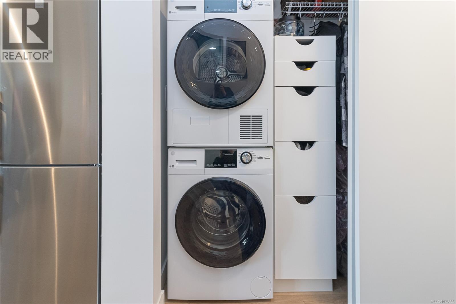 616 1115 Johnson St, Victoria, British Columbia