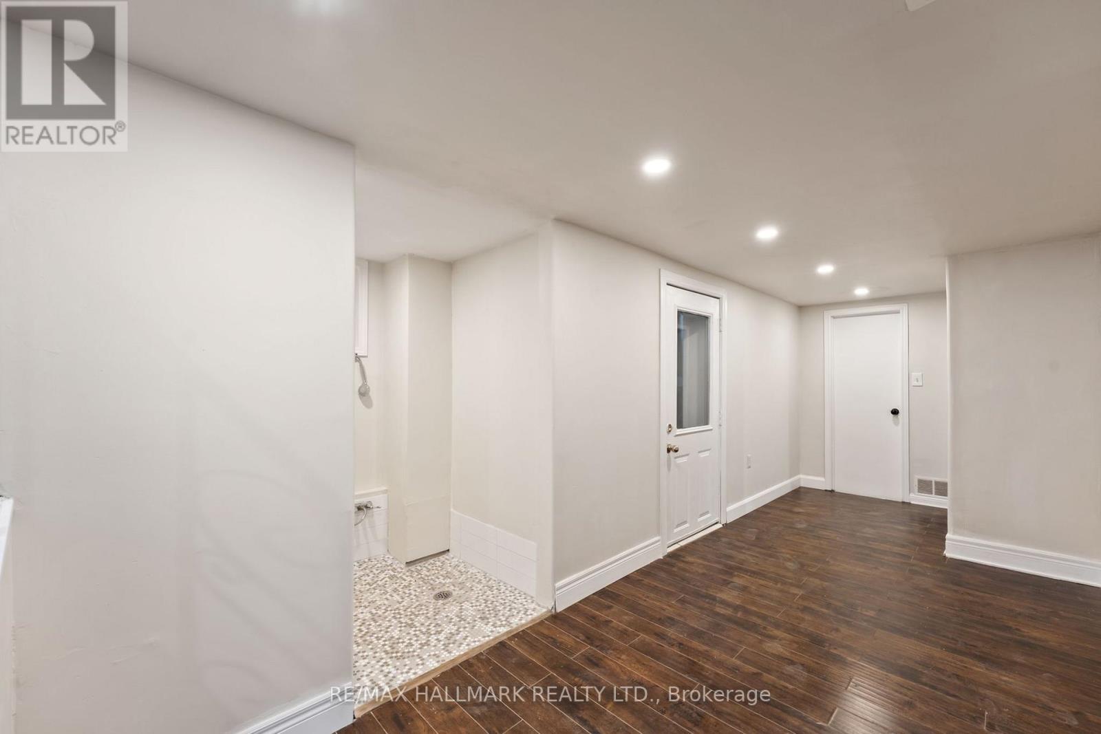 21 King High Avenue, Toronto (clanton Park), Ontario