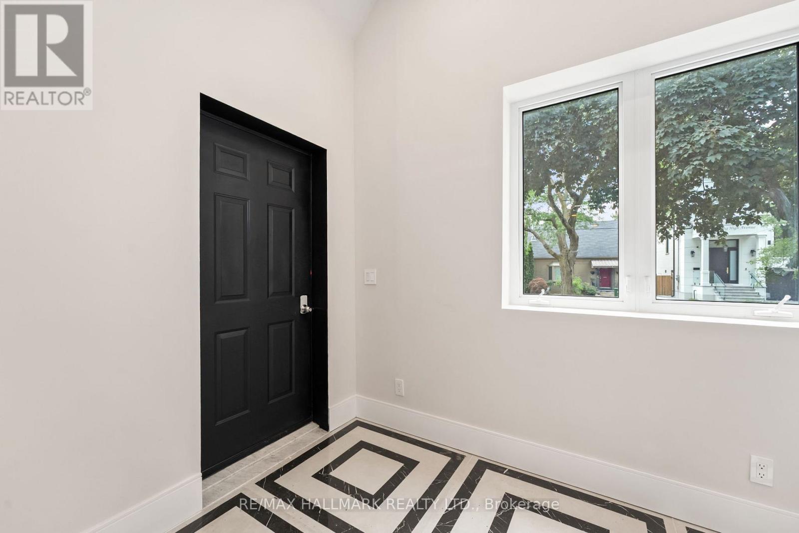 21 King High Avenue, Toronto (clanton Park), Ontario