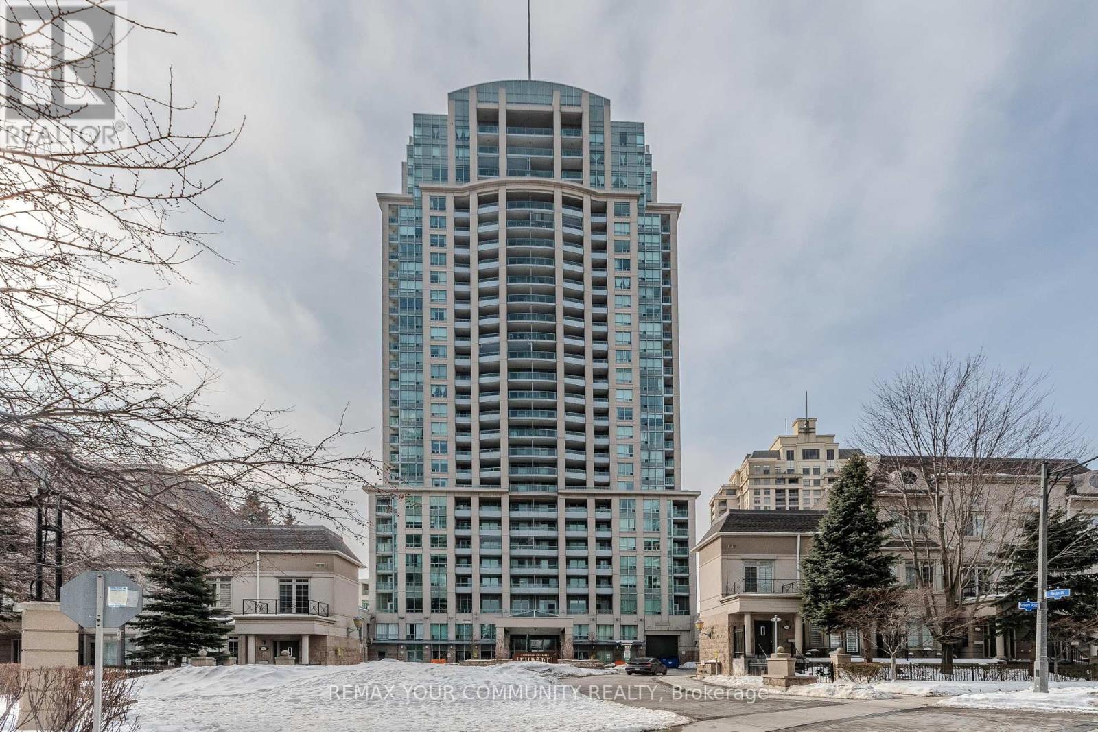 813 - 17 Barberry Place, Toronto (bayview Village), Ontario