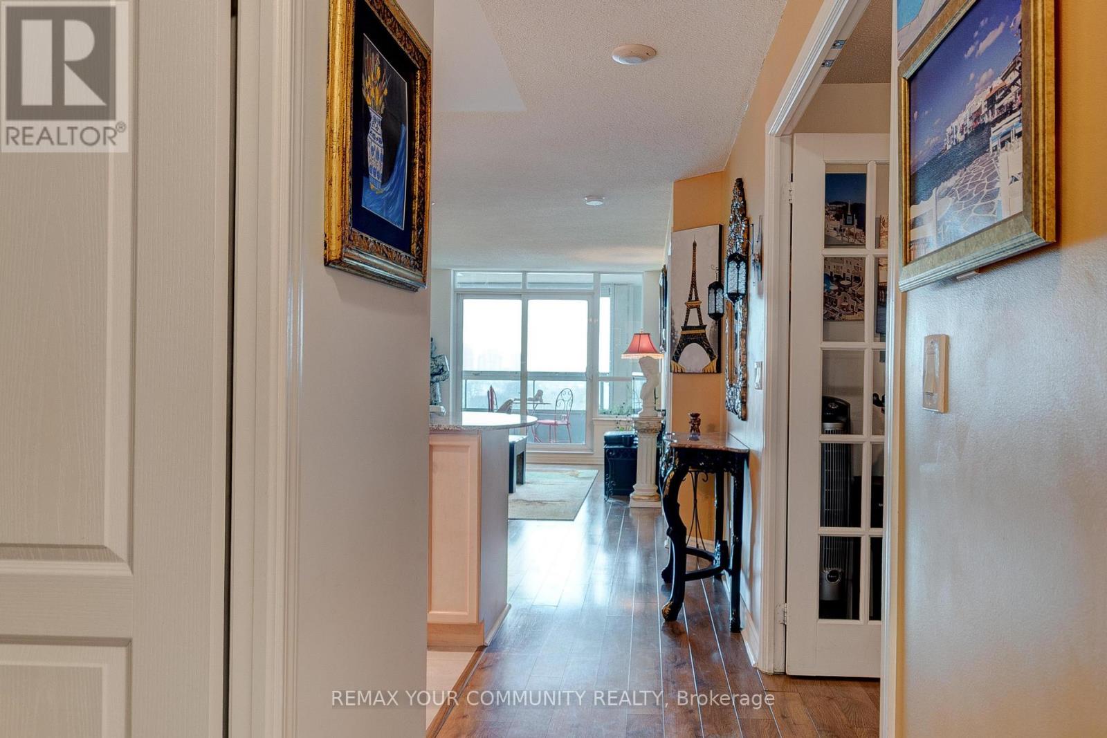 813 - 17 Barberry Place, Toronto (bayview Village), Ontario