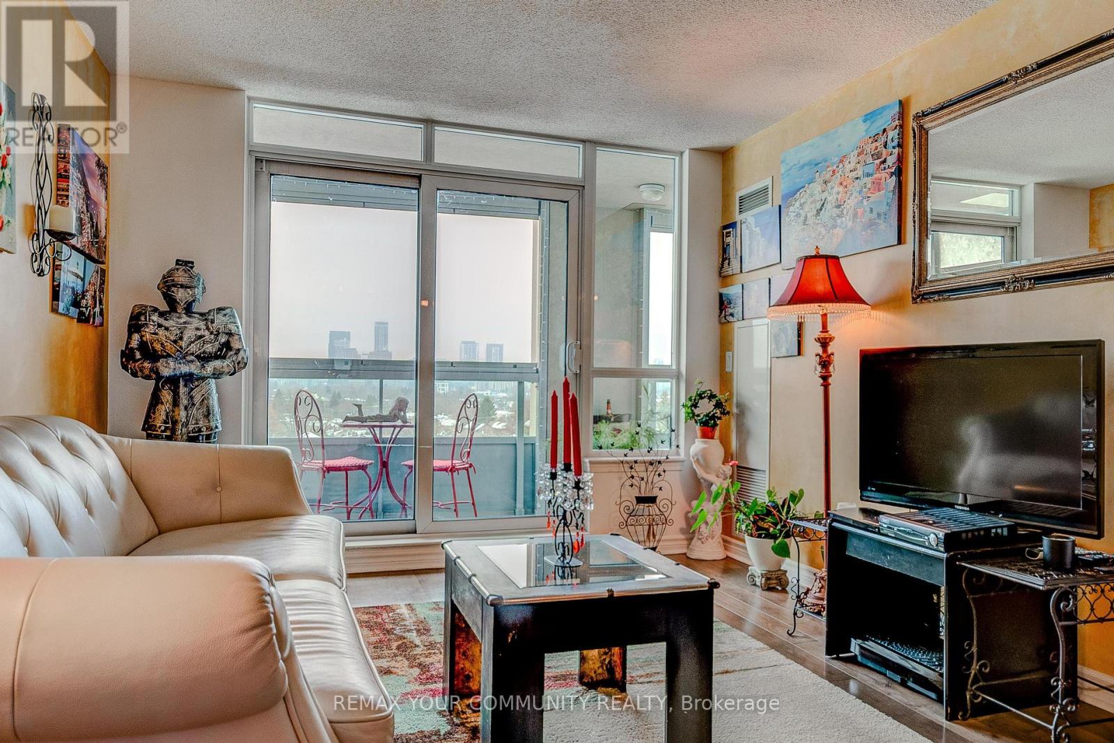 813 - 17 Barberry Place, Toronto (bayview Village), Ontario