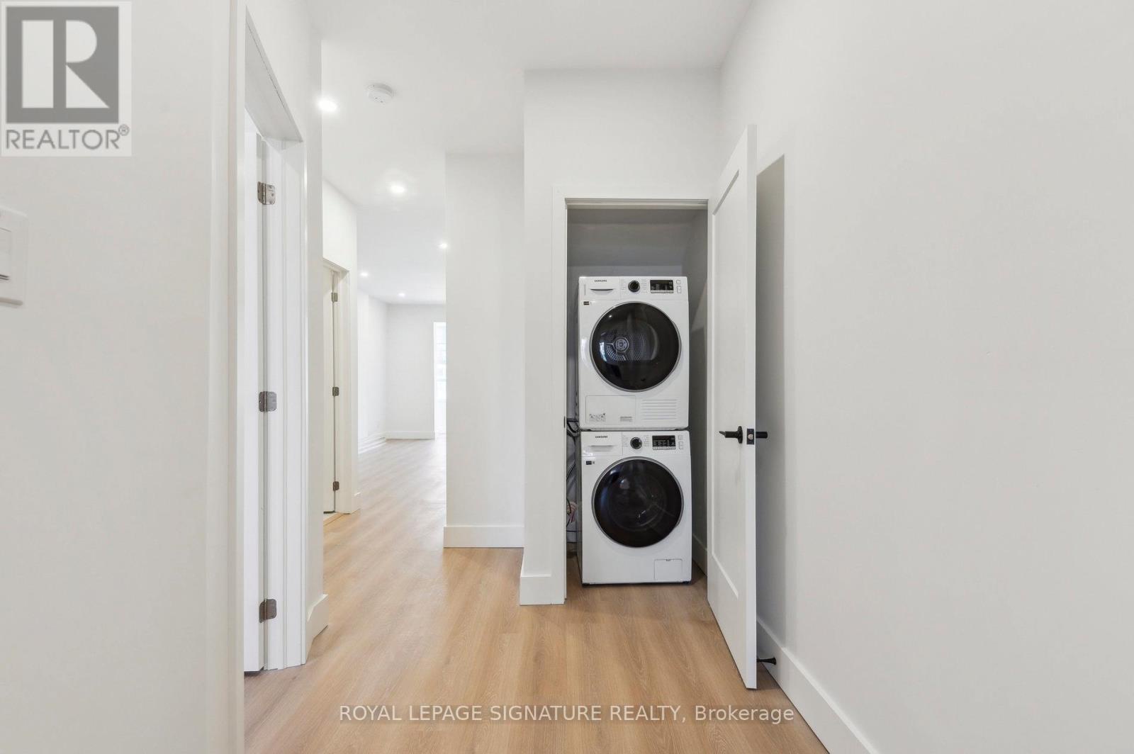 176 Gillard Avenue, Toronto (greenwood-coxwell), Ontario