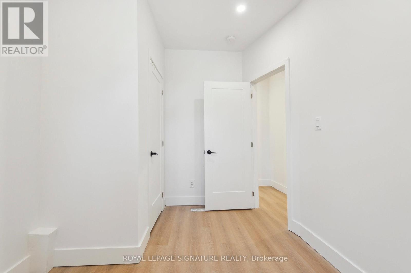 176 Gillard Avenue, Toronto (greenwood-coxwell), Ontario