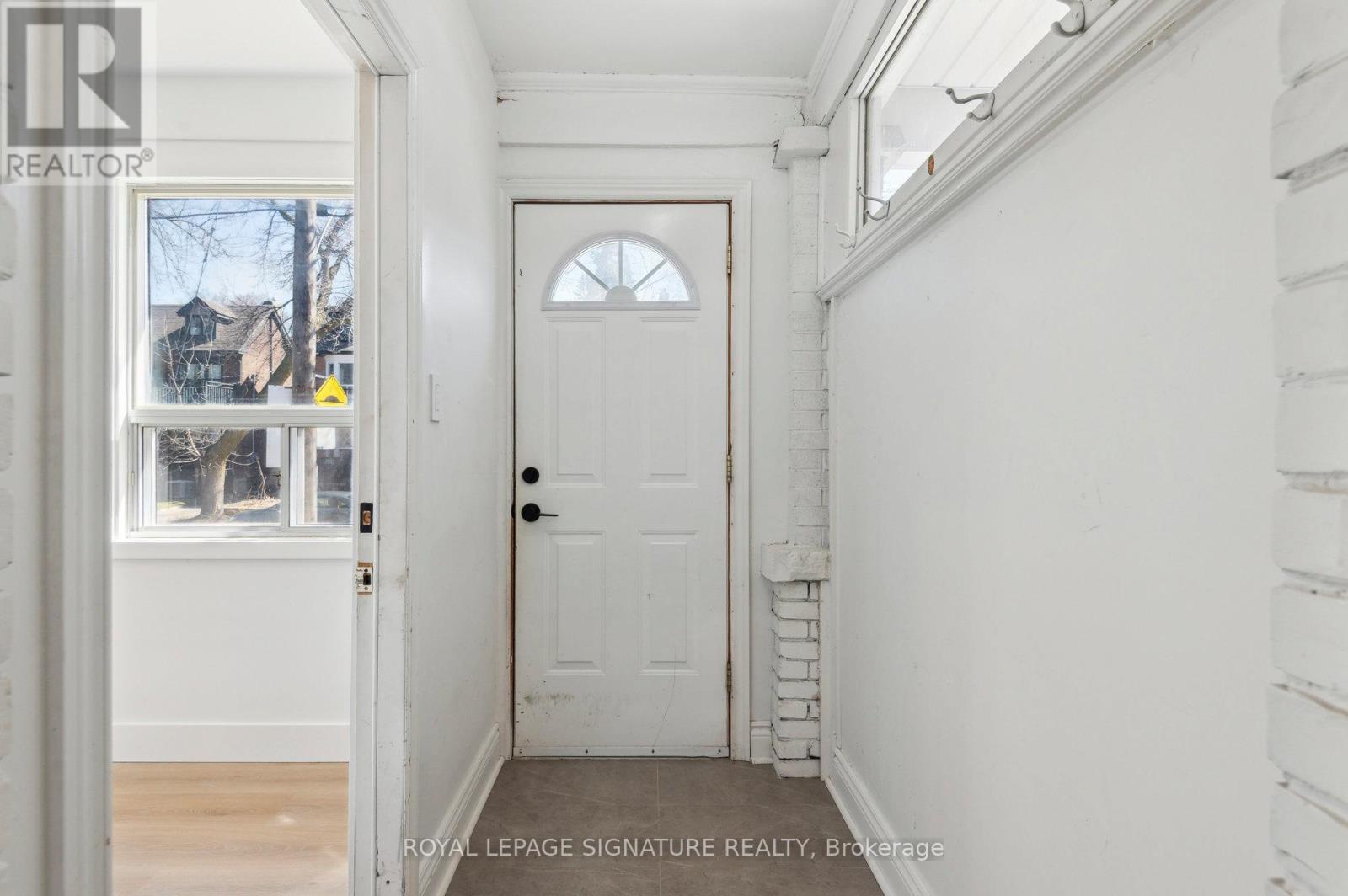 176 Gillard Avenue, Toronto (greenwood-coxwell), Ontario