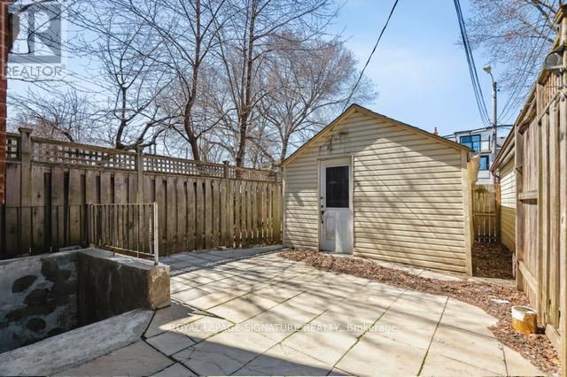 176 Gillard Avenue, Toronto (greenwood-coxwell), Ontario