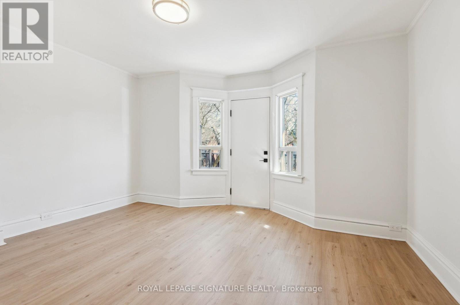 176 Gillard Avenue, Toronto (greenwood-coxwell), Ontario