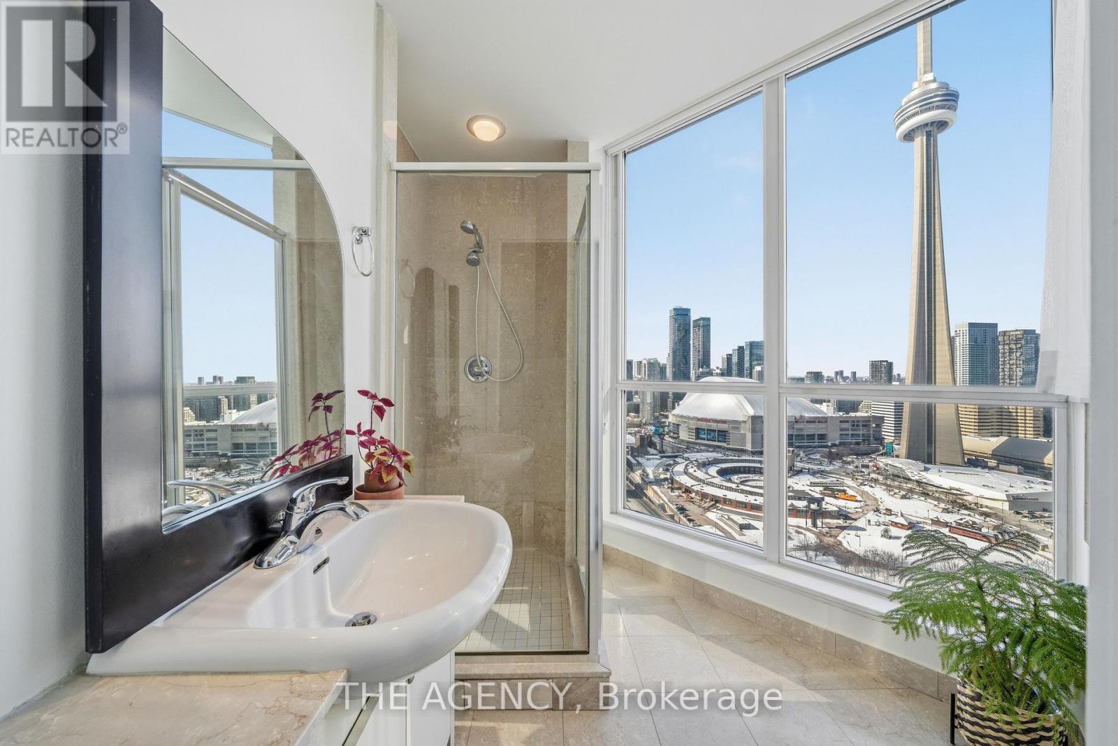 3311 - 208 Queens Quay Sw, Toronto (waterfront Communities), Ontario