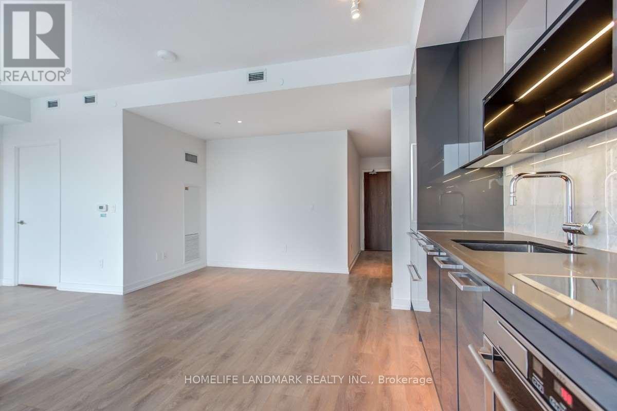 2011 - 117 Mcmahon Drive, Toronto (bayview Village), Ontario