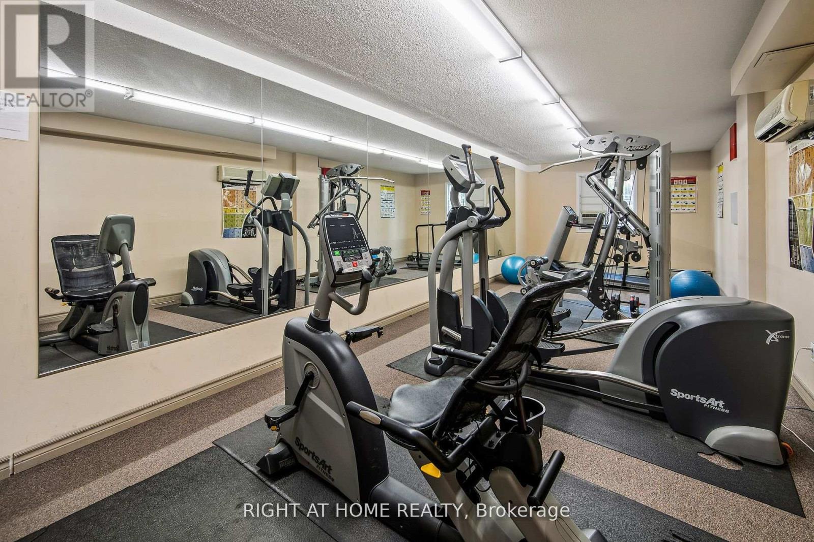 128 - 684 Warden Avenue, Toronto (clairlea-birchmount), Ontario