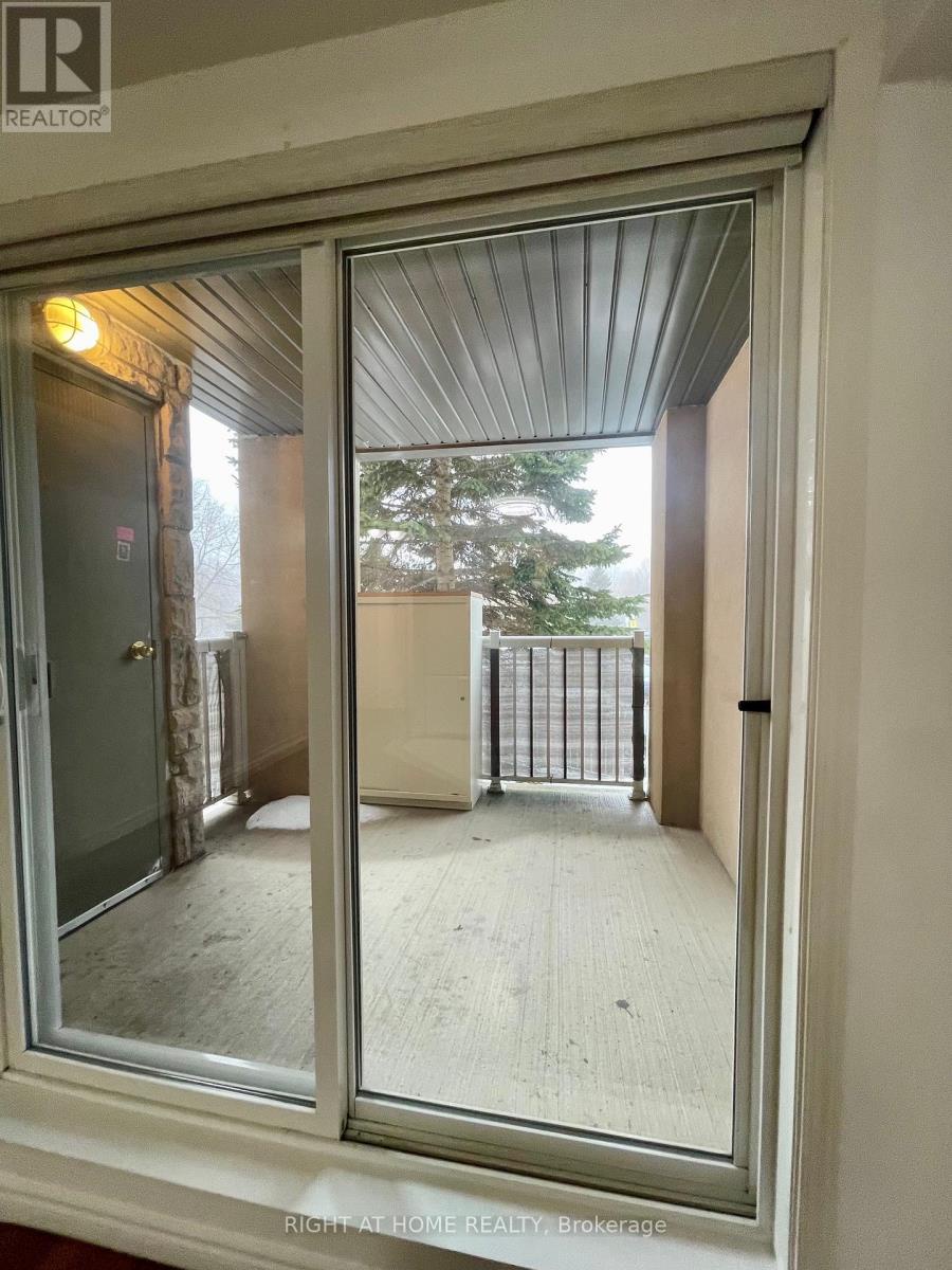 128 - 684 Warden Avenue, Toronto (clairlea-birchmount), Ontario