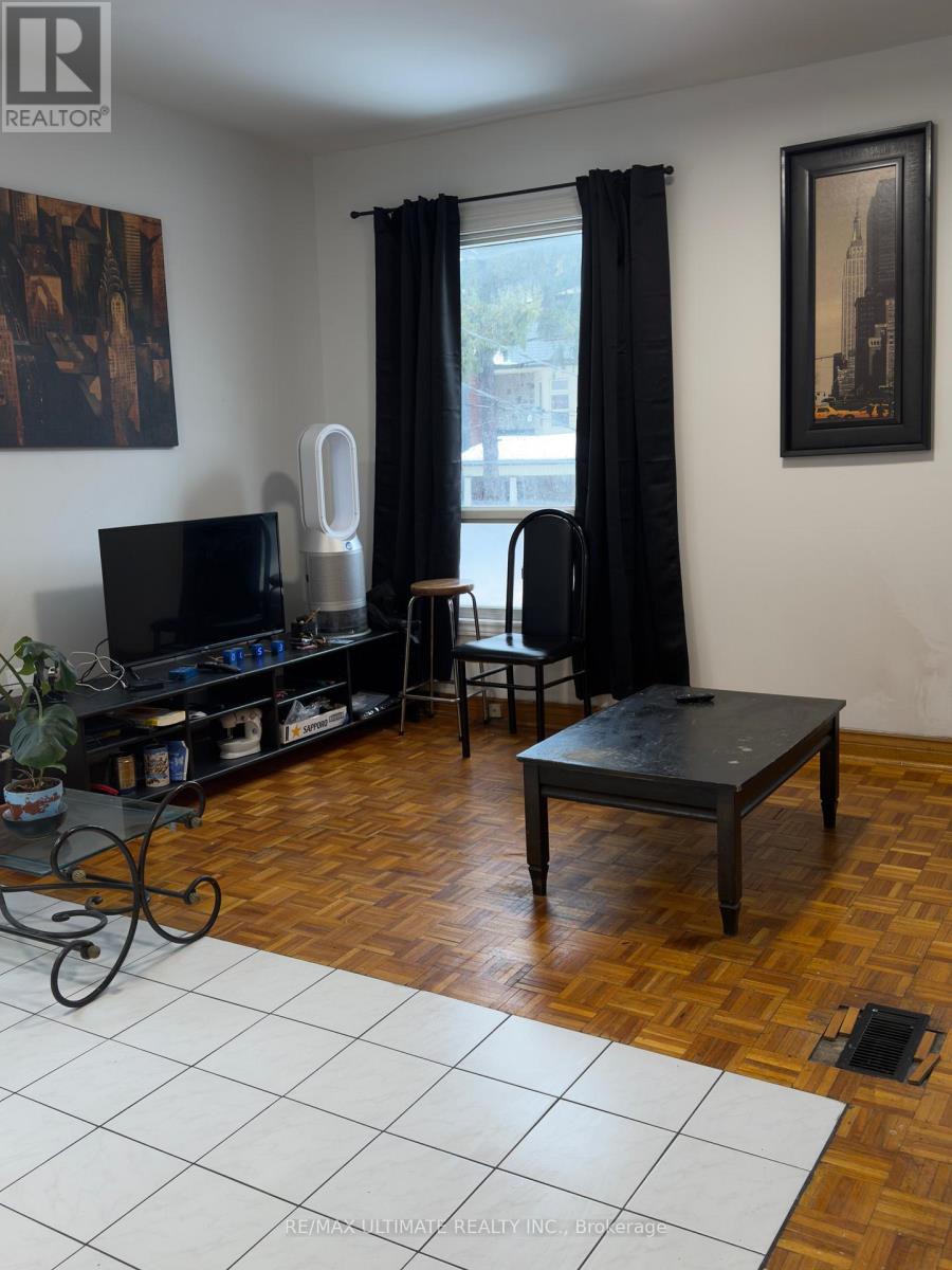 33 Shannon Street, Toronto (trinity-bellwoods), Ontario