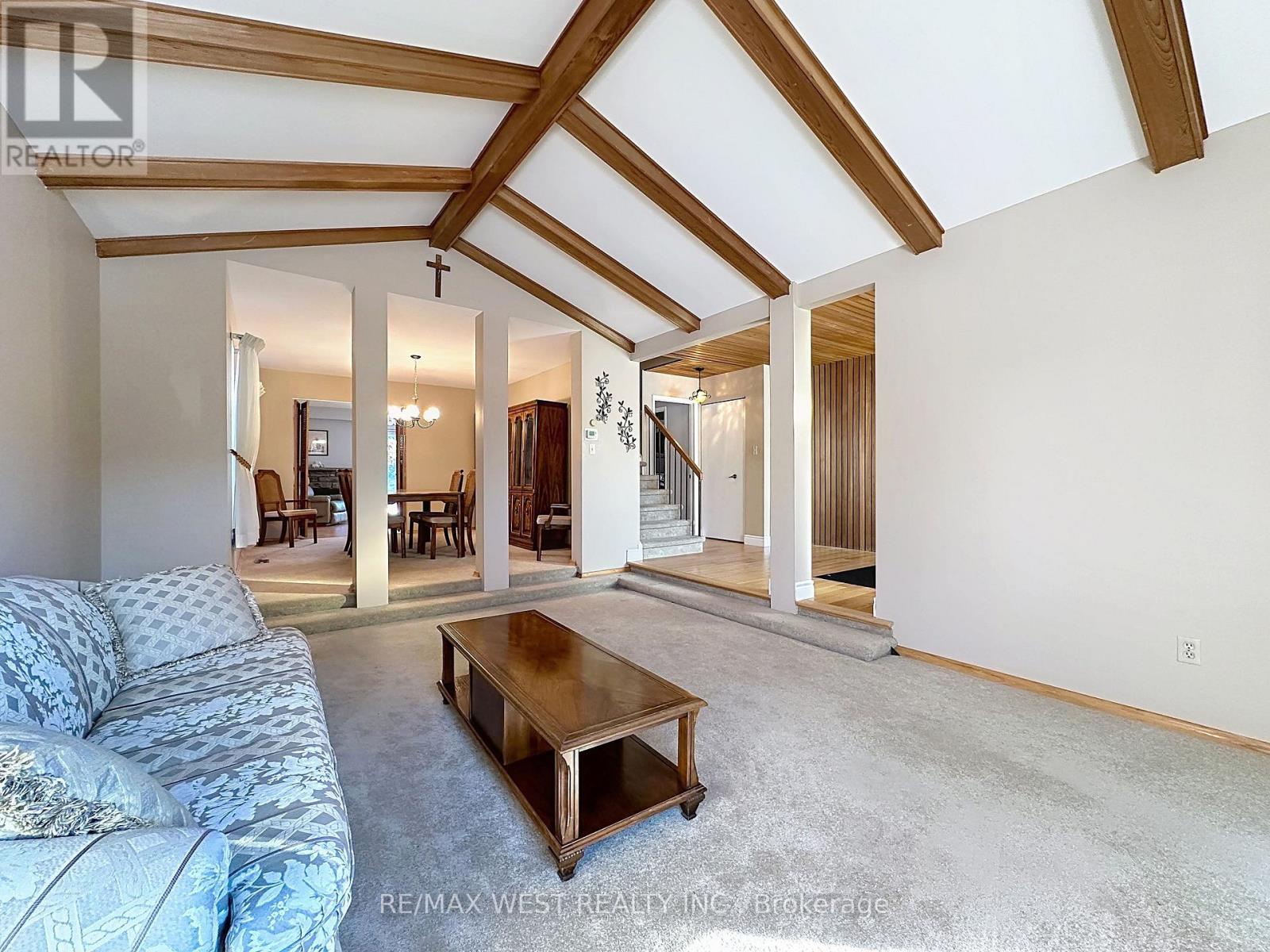 20 Foxwood Grove, Toronto (l'amoreaux), Ontario